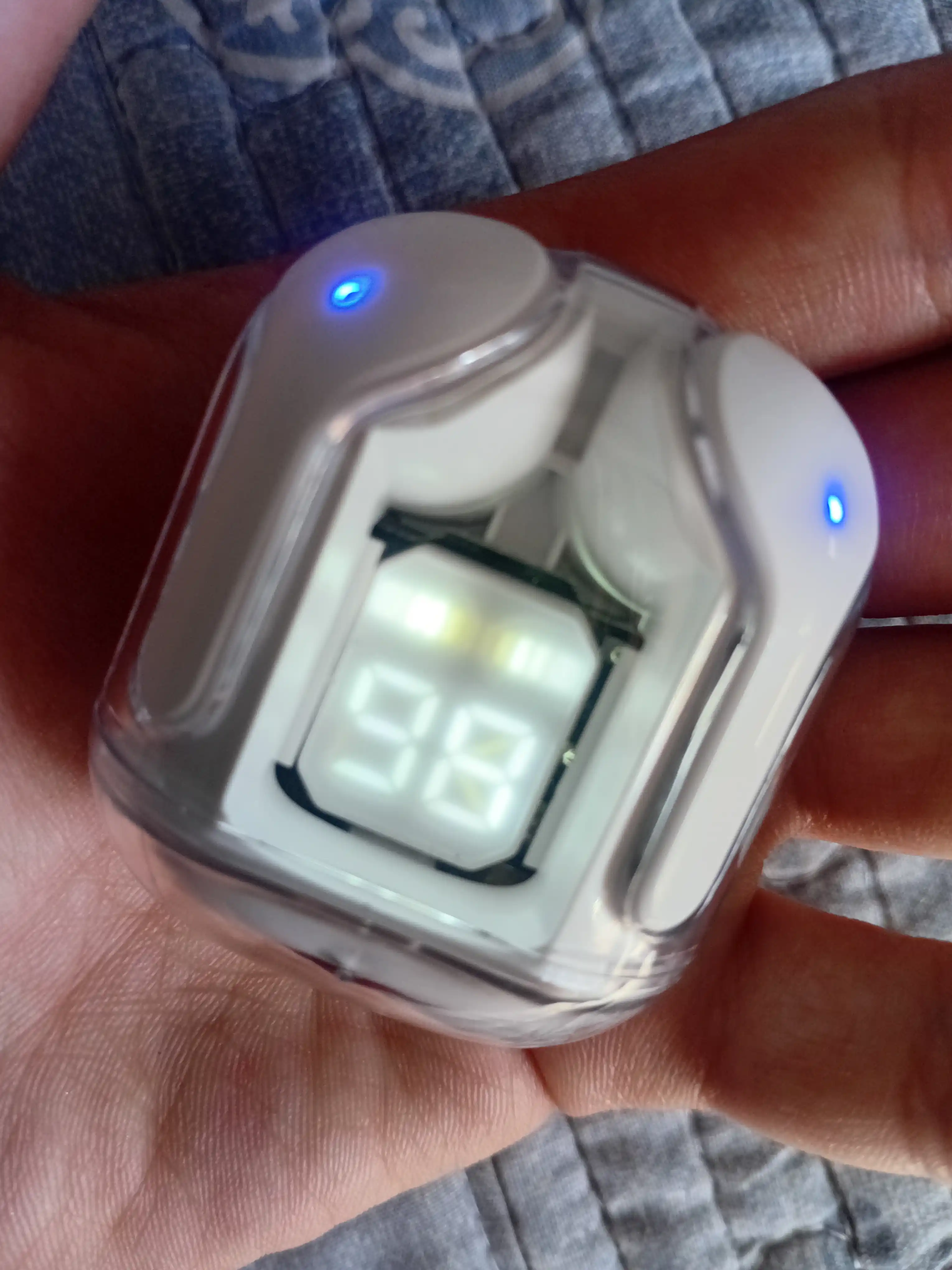 Беспроводные Bluetooth наушники с LED дисплеем, 5 цветов