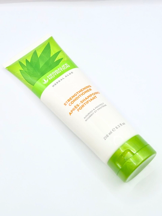 Укрепляющий кондиционер для волос Herbalife Herbal Aloe, 250 мл