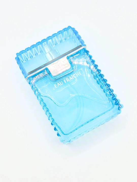 Versace Man Eau Fraiche, erkaklar uchun atir suvi (Eau de Toilette), 100 ml