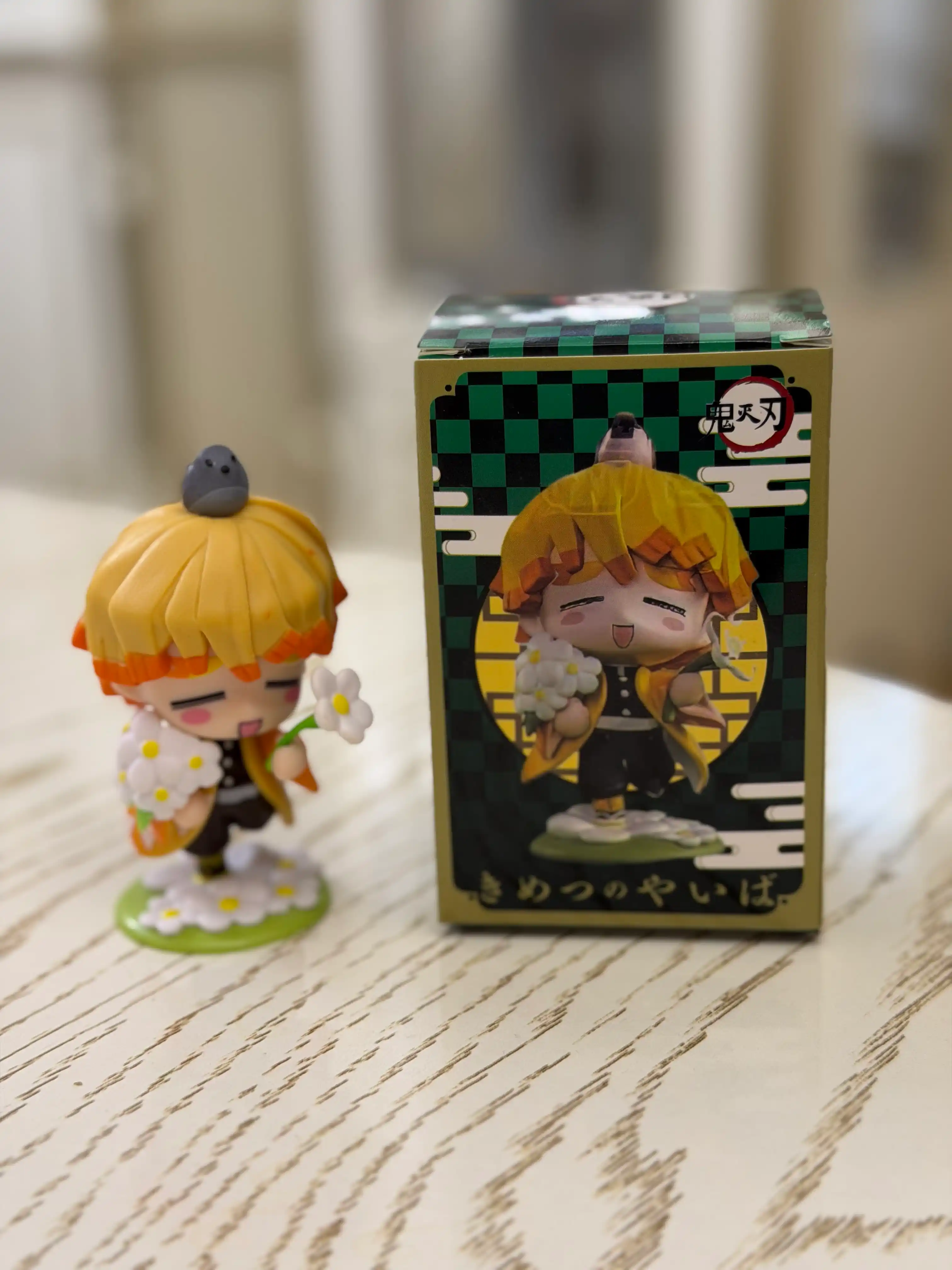 Demon Slayer kolleksion figurkalar to‘plami, syurpriz quti
