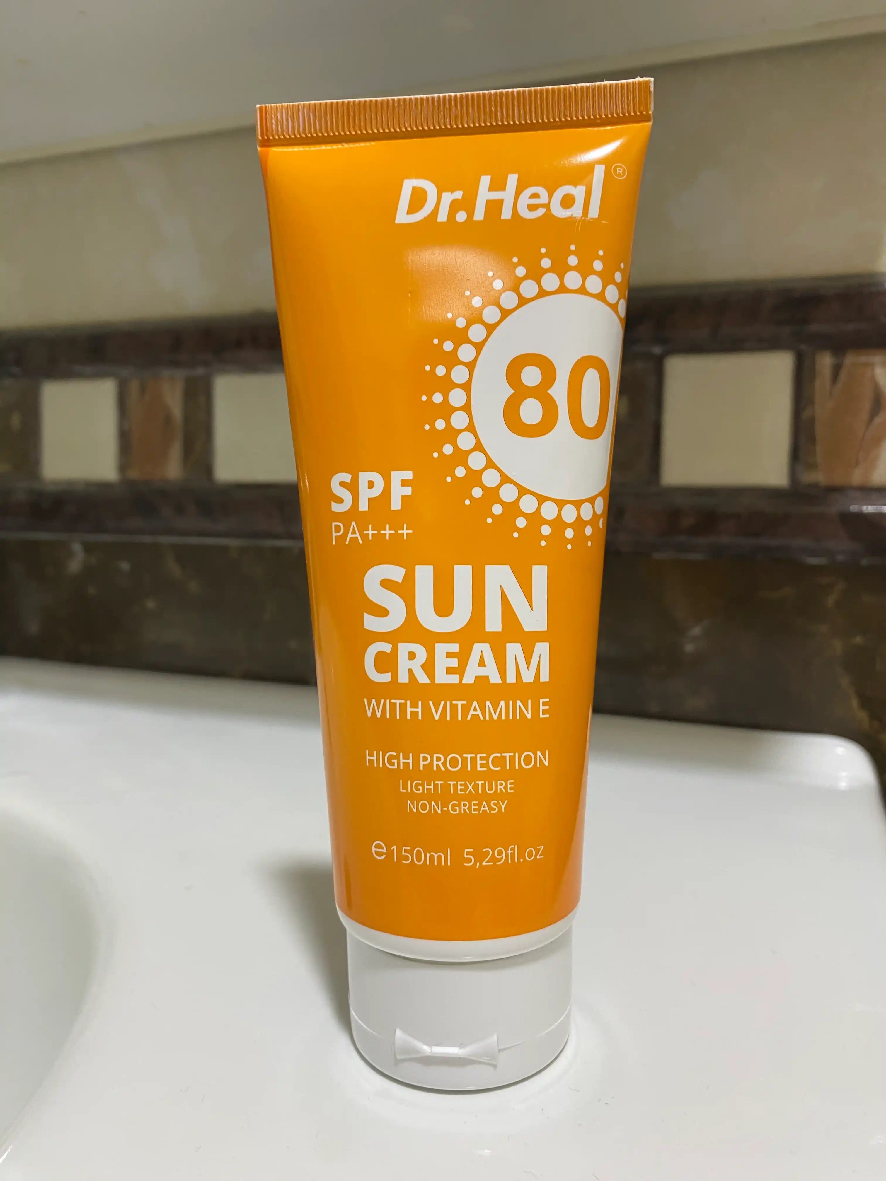 Dr Heal SPF 80 PA+++ quyoshdan himoyalovchi kremi, 150 ml