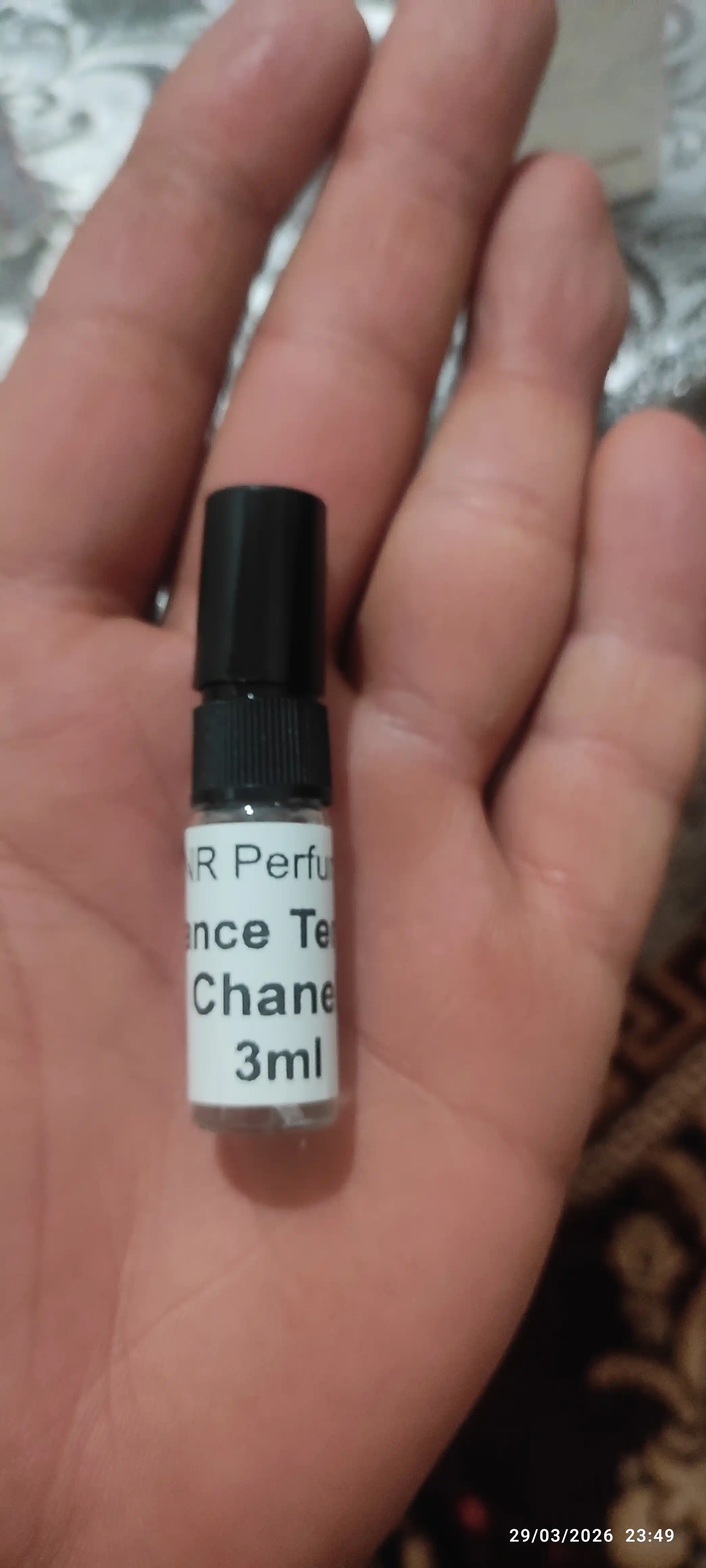 Atir Chanel Chance Tendre ayollar uchun, Fransiya