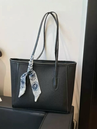Женская сумка cross-body —  удобная модель для повседневного использования — LAVENTO-SUMKA14-ЧЕРН