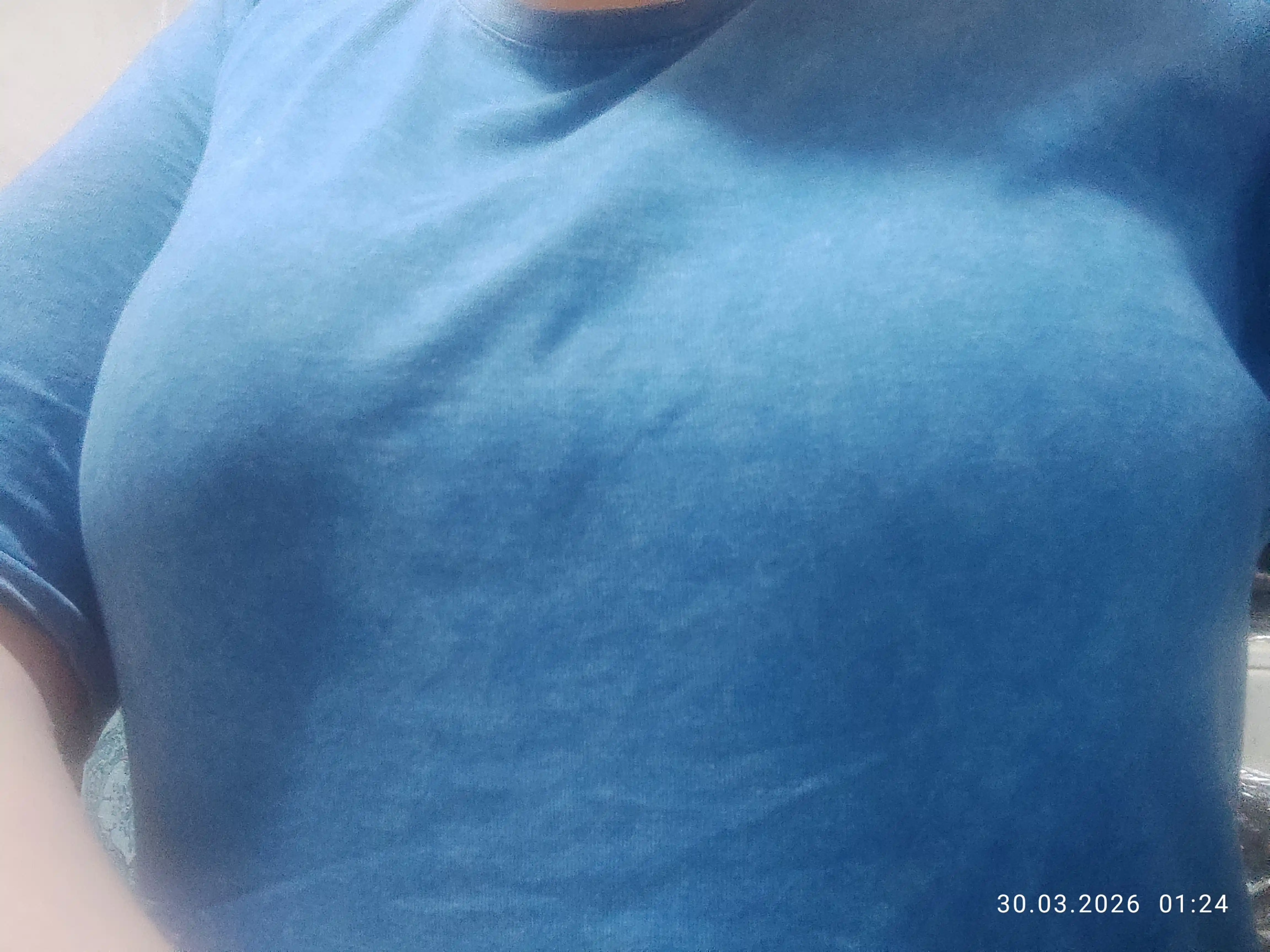 Ayollar sport topi Kioko. Fitnes uchun olinadigan chashkali sport topi
