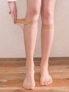 Бежевый