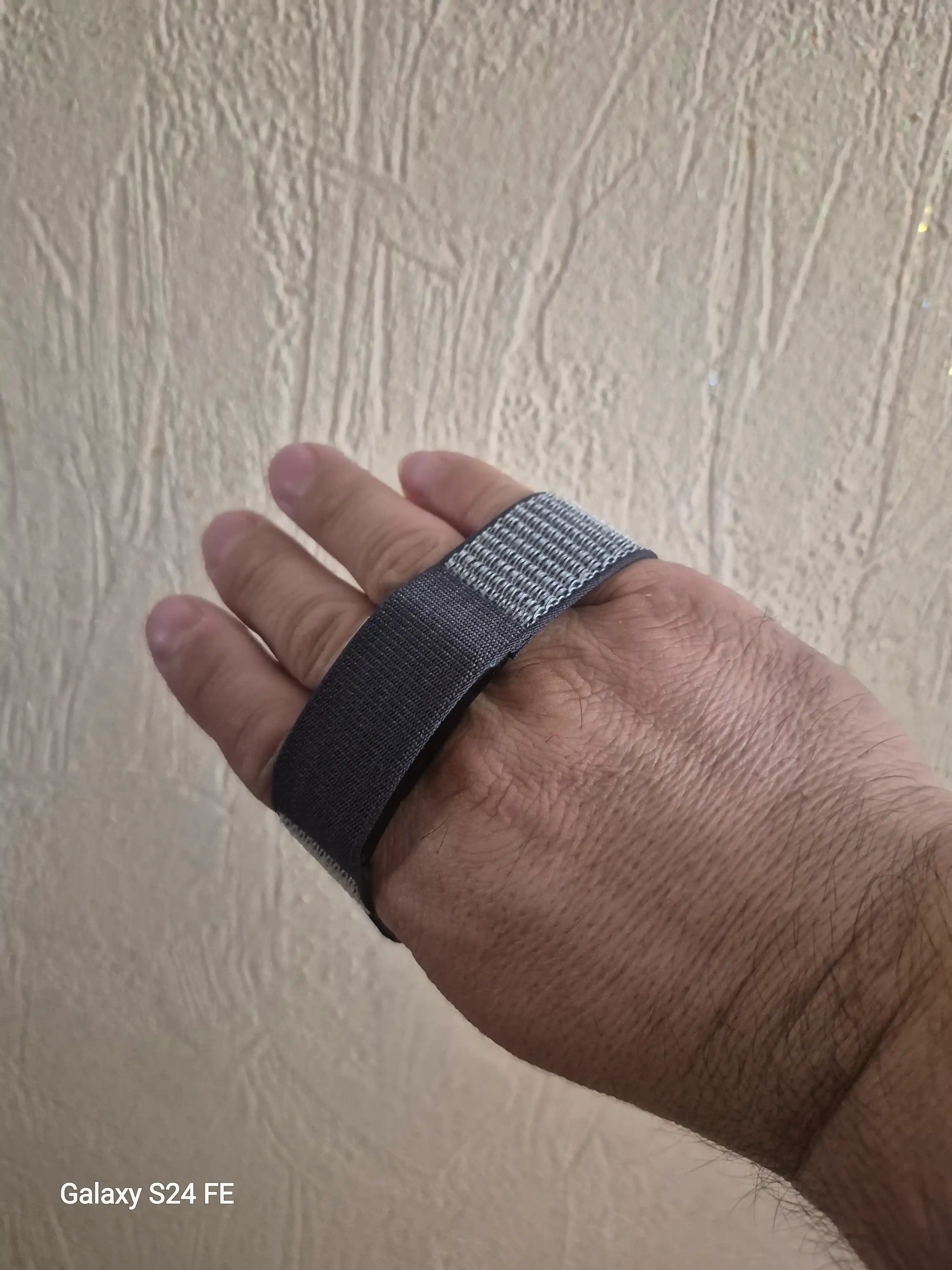 VALDUS VITRO Smart Health Bracelet – умный фитнес-браслет