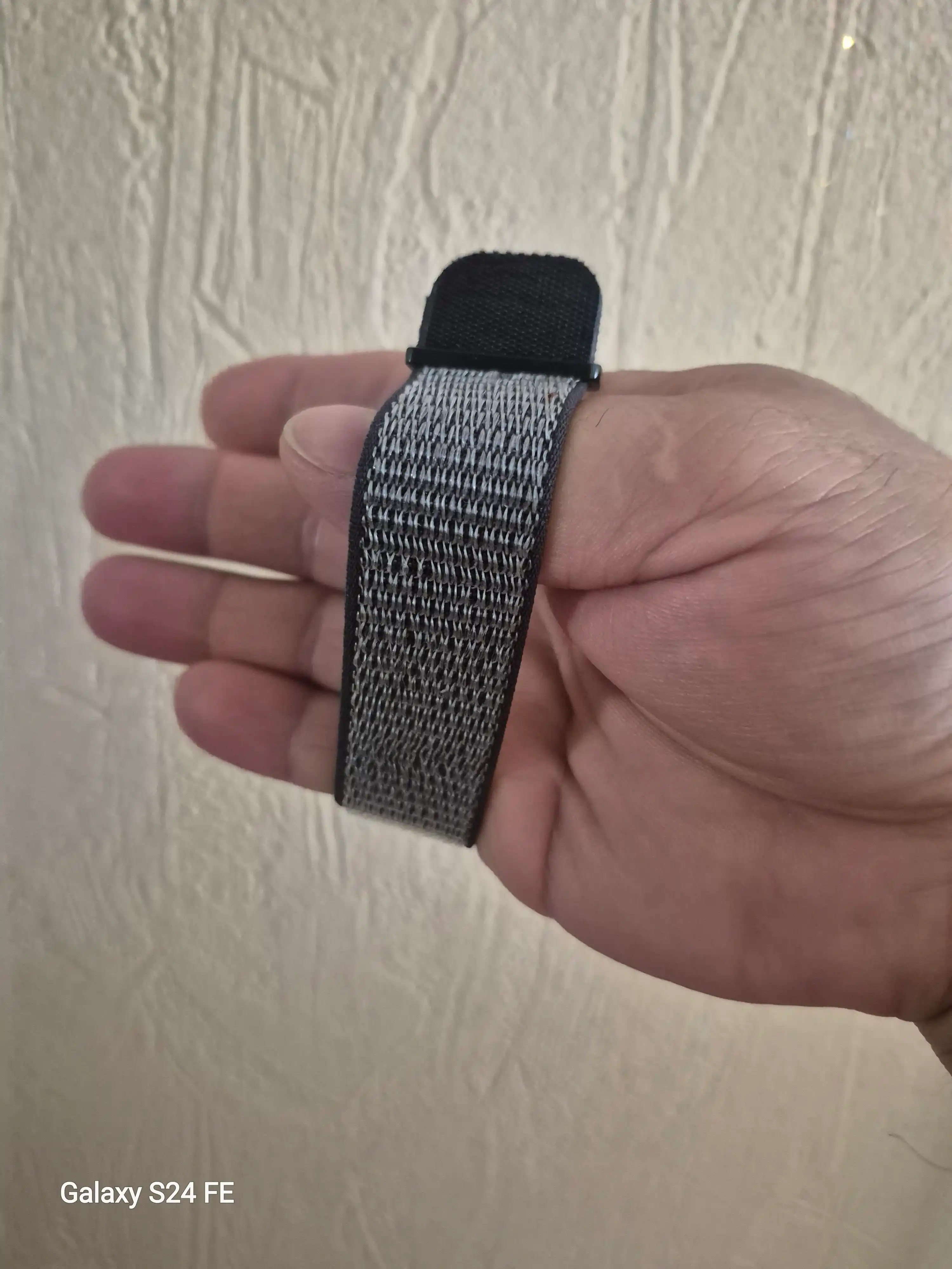 VALDUS VITRO Smart Health Bracelet – умный фитнес-браслет