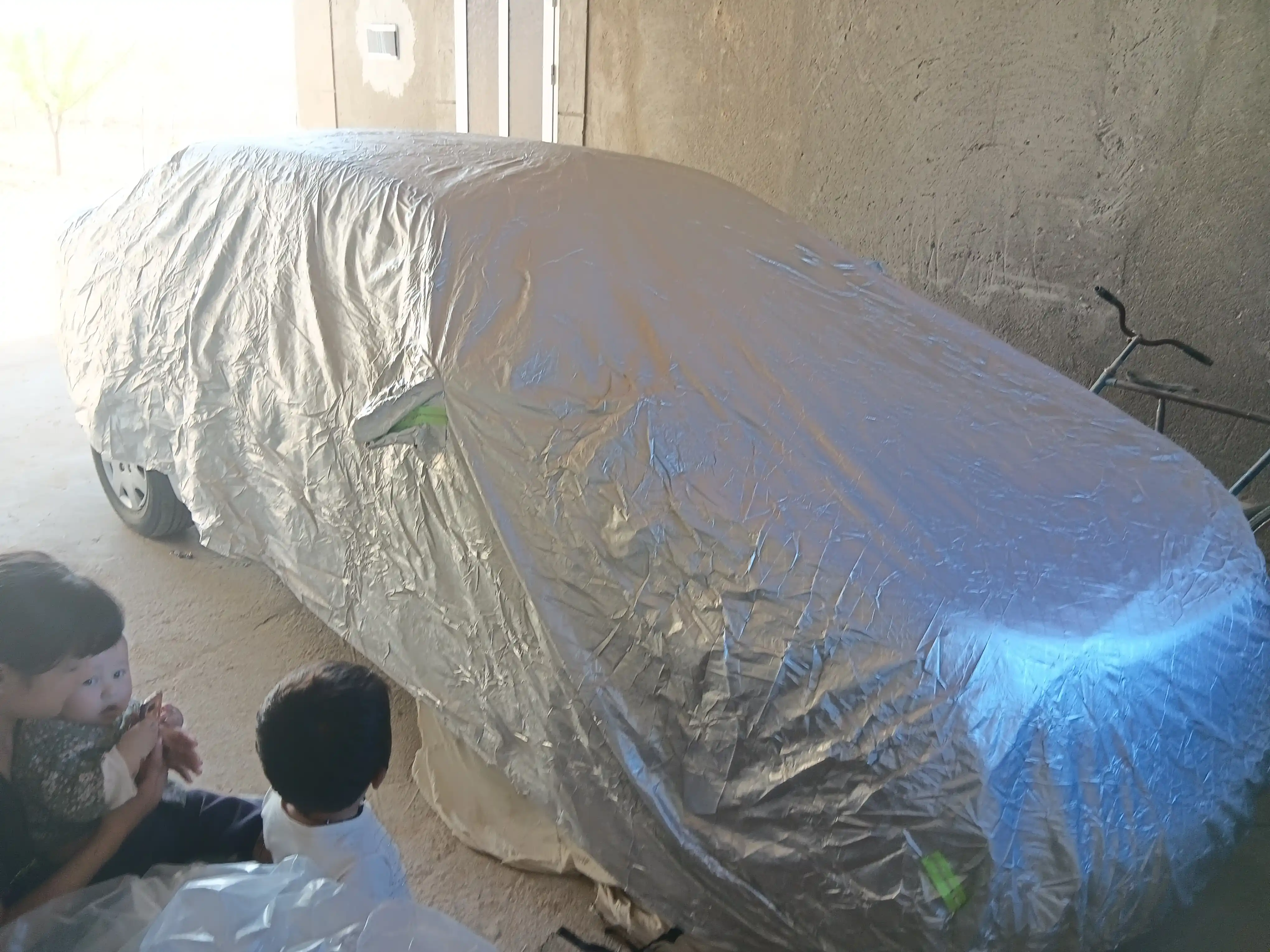 AVTOTENT universal barcha fasl uchun mos keladigan suv oʻtkazmaydigan himoya tent g‘ilofi
