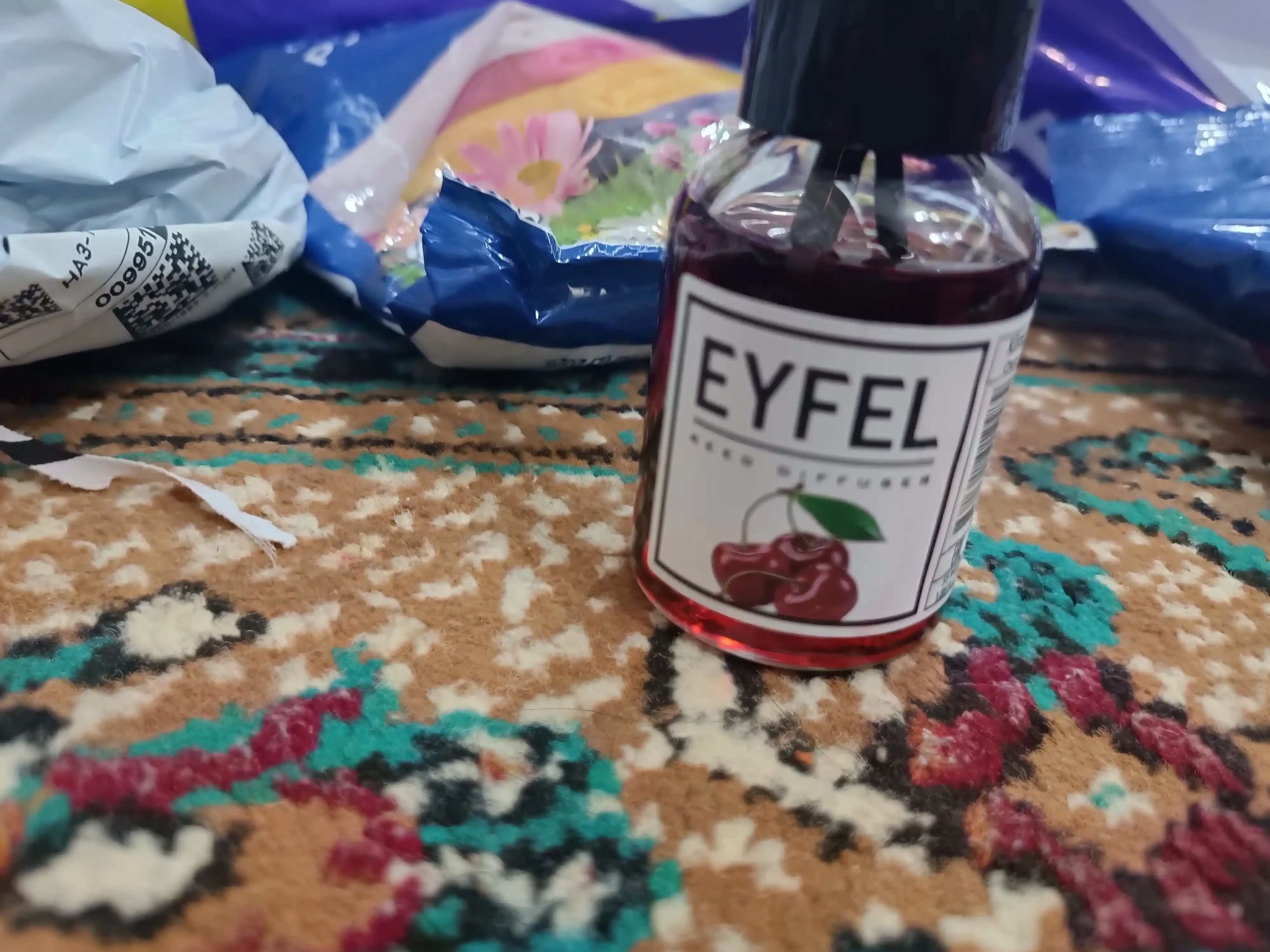 Uy, ofis va avto uchun havo xushbo'ylagichi "Eyfel"
