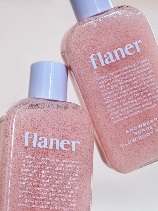 Скраб для тела с эффектом сияния FLANER Snowberry Sorbet Glow Body Scrub, 200 мл