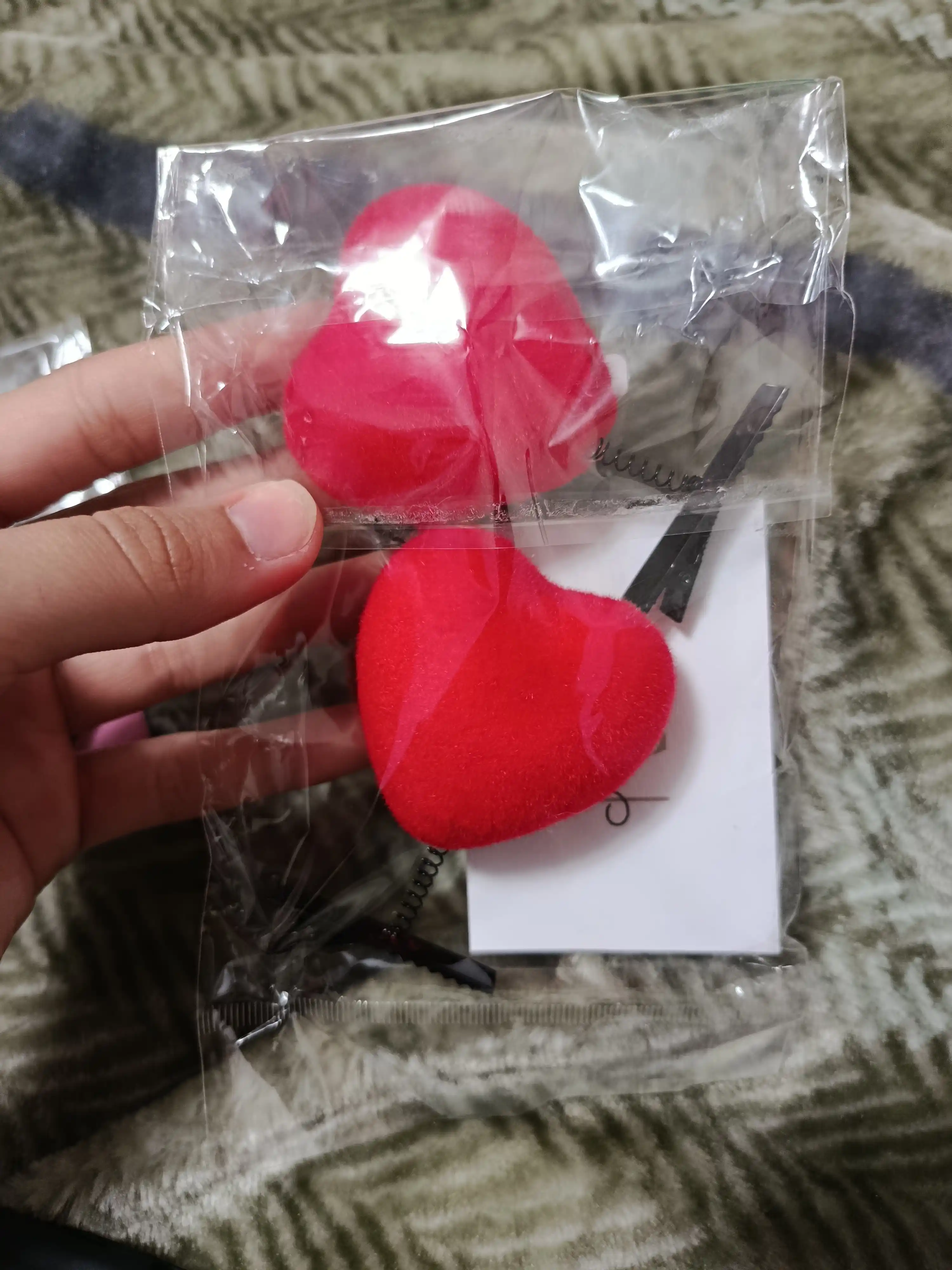 Soch uchun prujinali qisqich "Spring Hair Clip",mushukcha, Labubu, yurakcha,qisqichlar