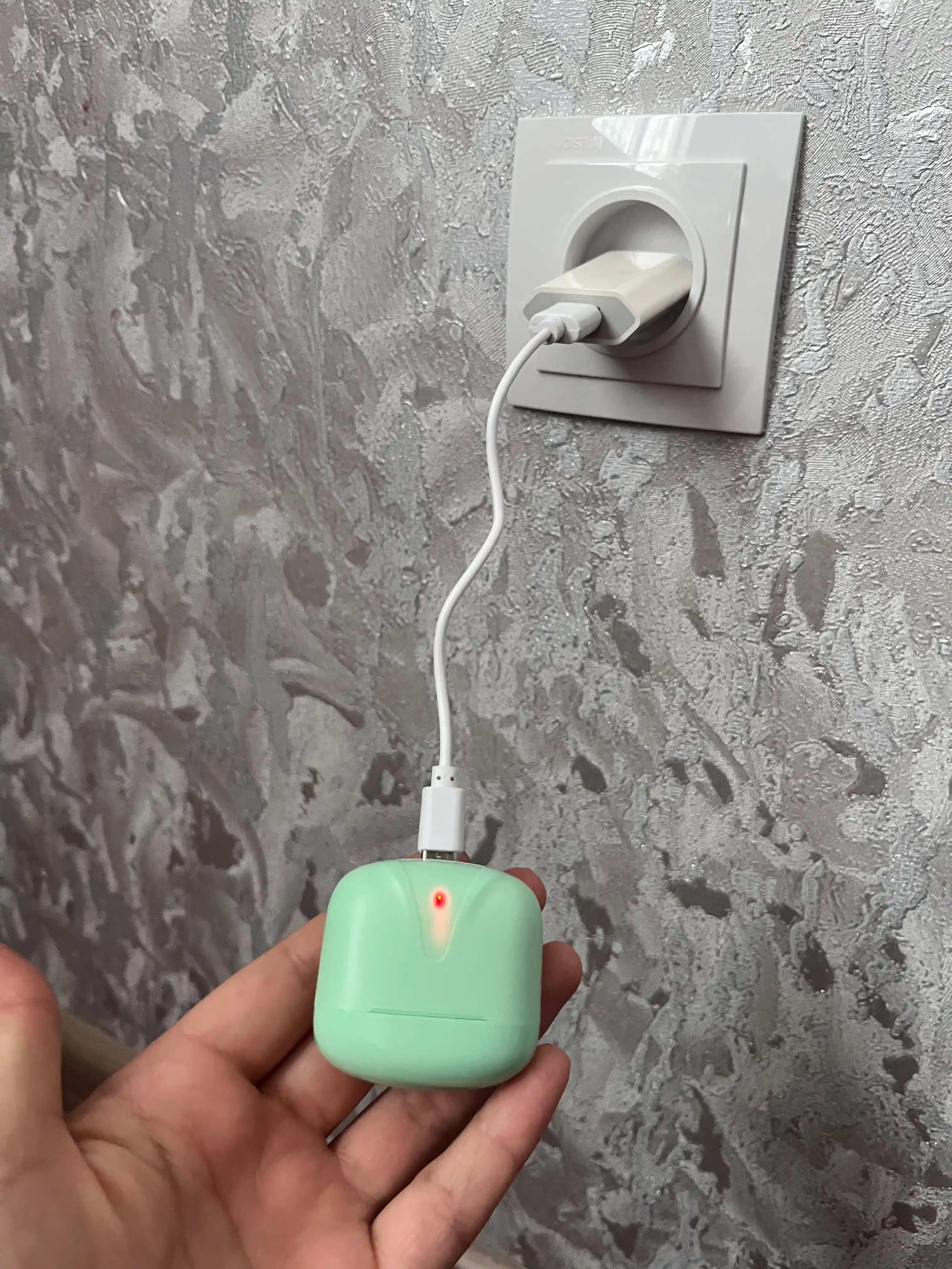Simsiz quloqchinlar KIN KL55, Bluetooth 5.4, sensor boshqaruv, mikrofon, 6 rang