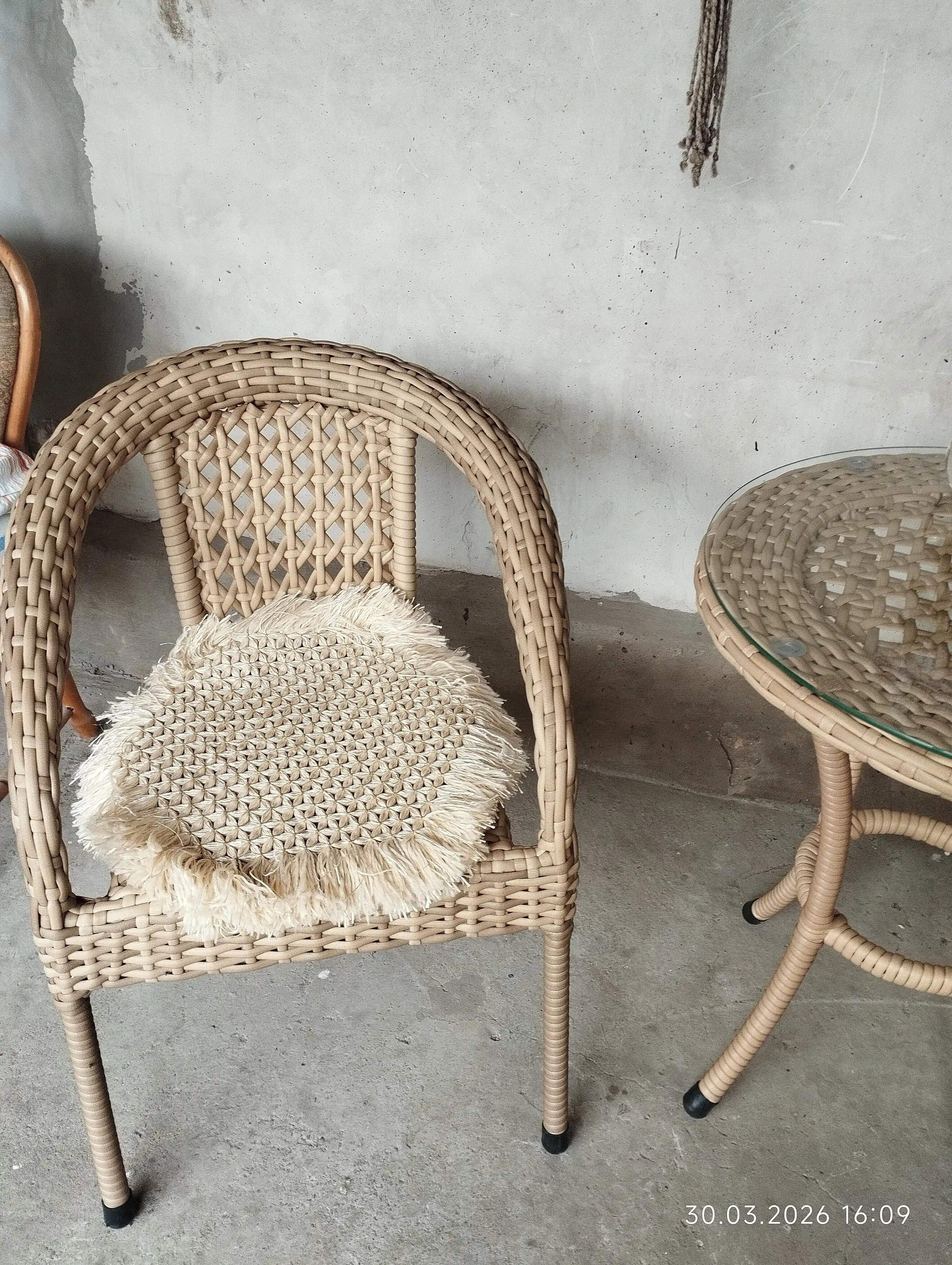 AIKO Deco bog‘ mebellari to‘plami, 1 ta stol va 2 ta kreslo, uy va ko‘cha uchun eko rotang