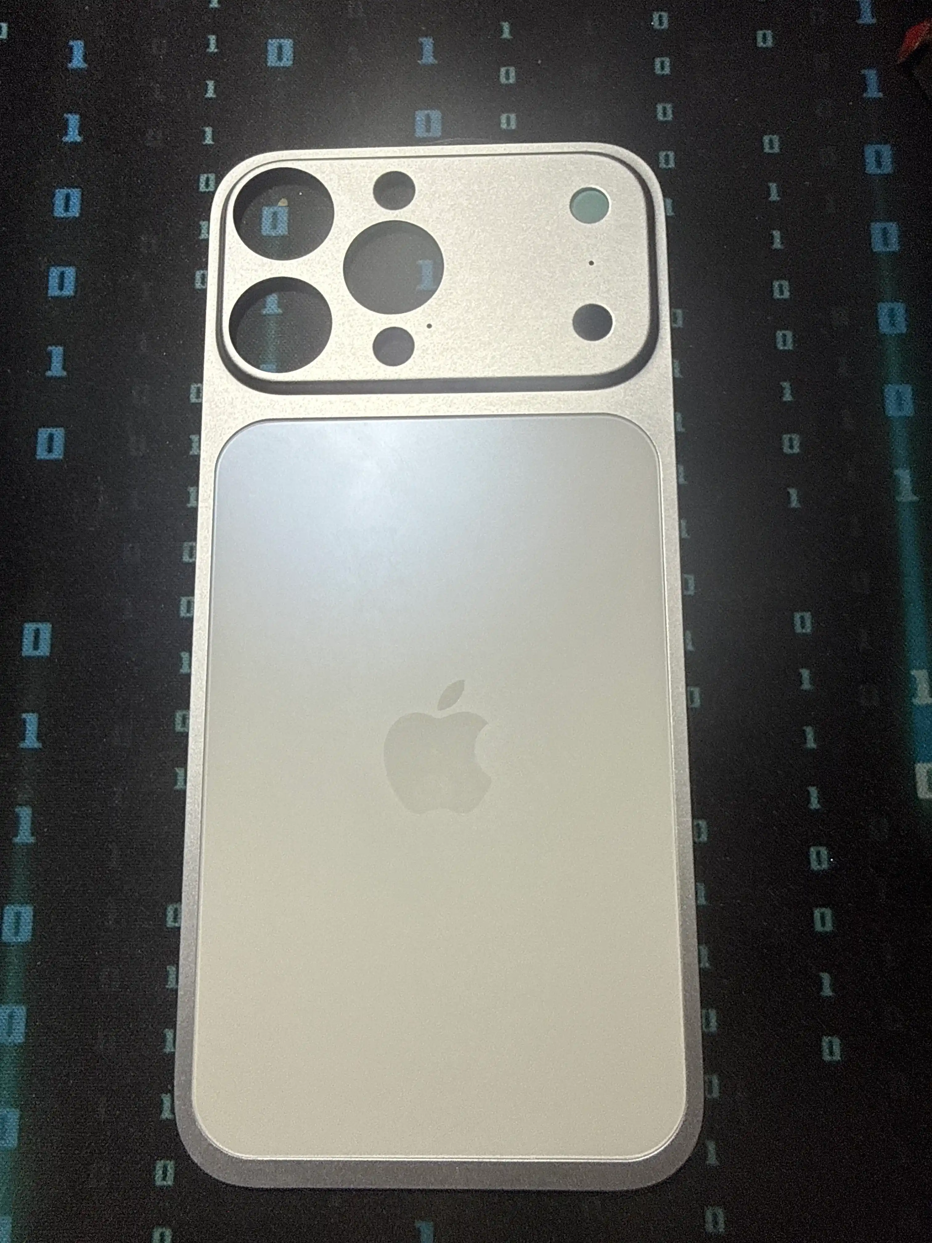 IPhone chexol 14/15/16 Pro Max uchun alyuminiy korpus