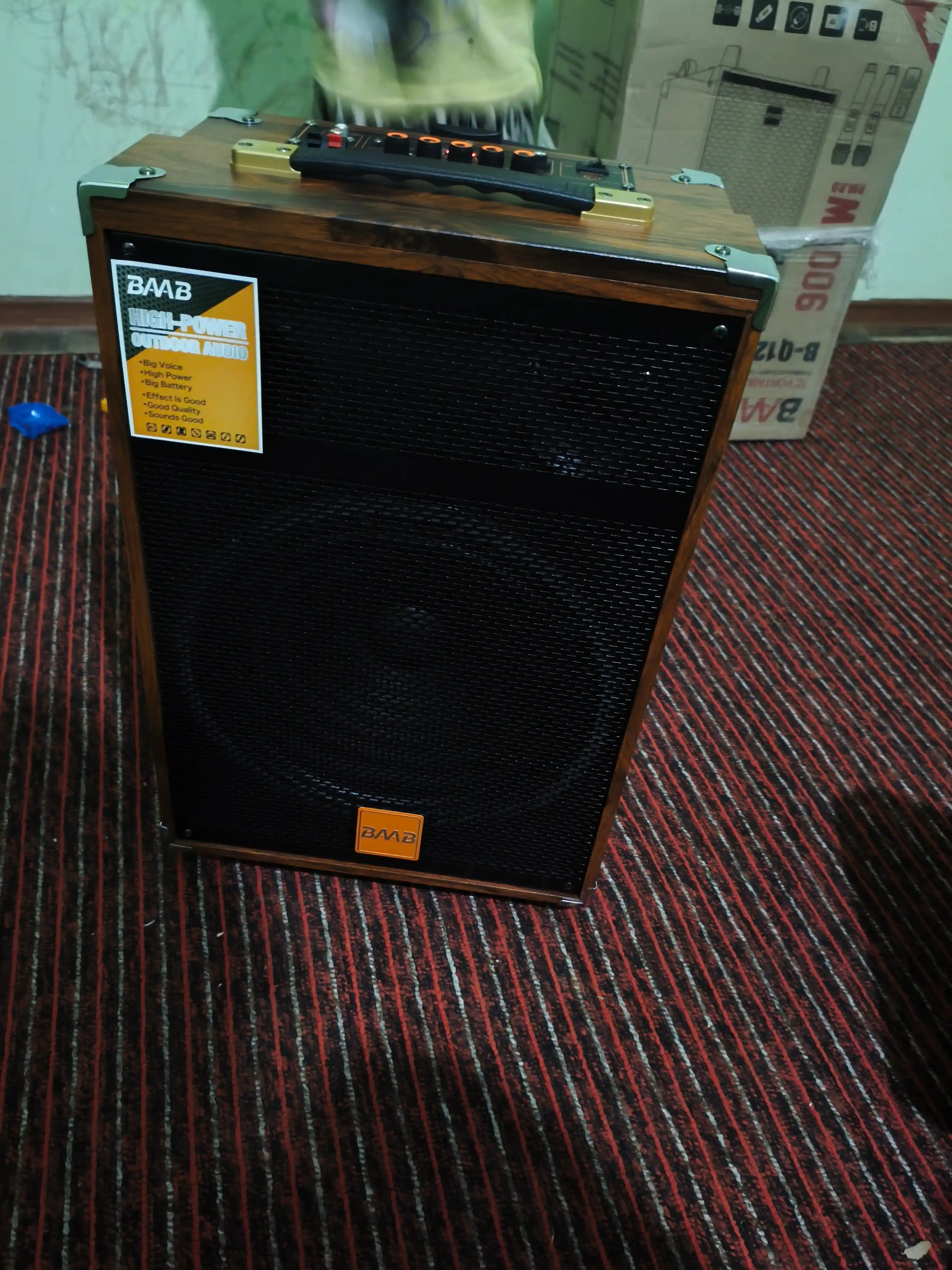 Караоке колонка B-Q12, 50 Вт, Bluetooth, с микрофоном, на колёсиках