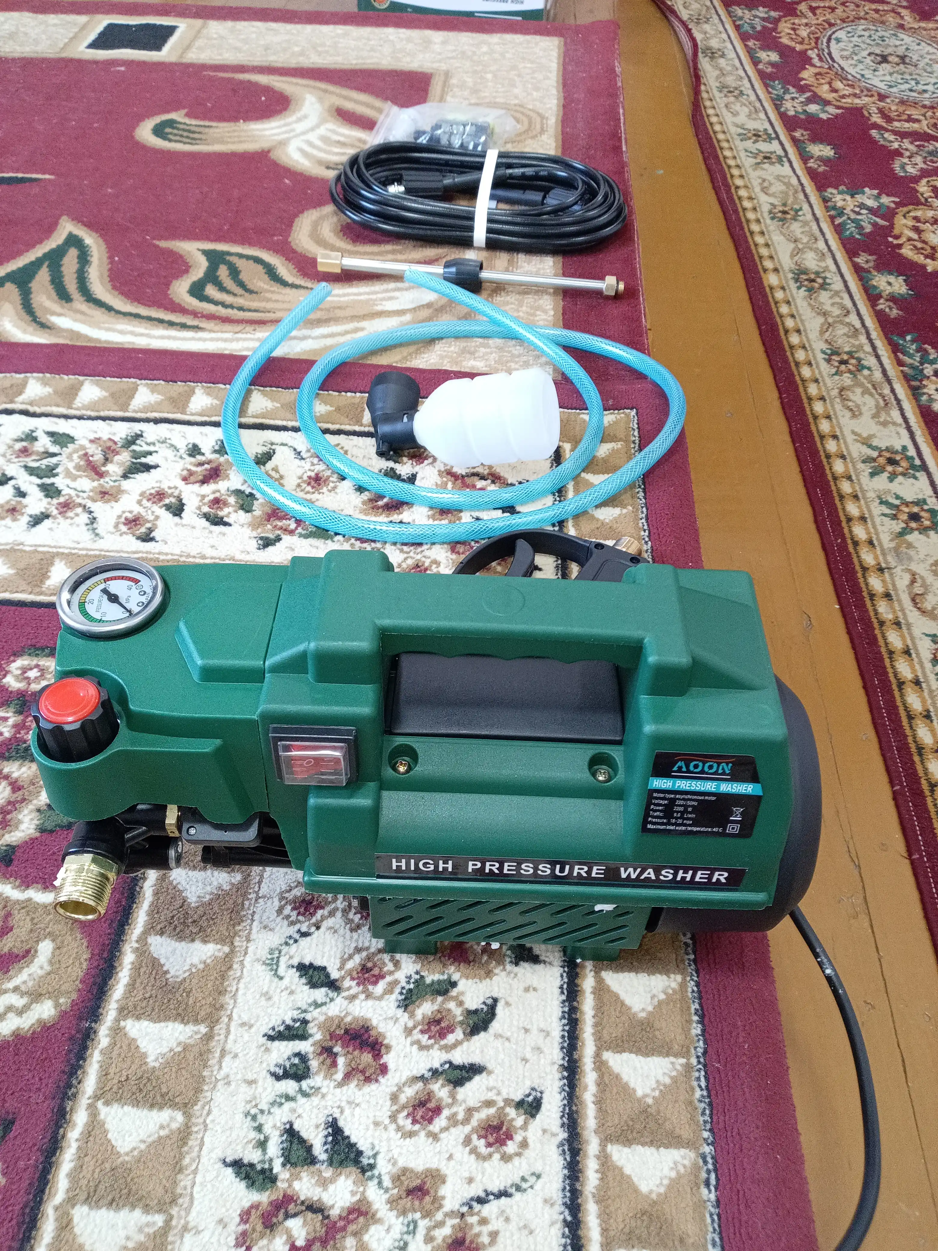 Yuqori bosimli avtomobil yuvish moslamasi MOON 2200 W, karcher, avtomoyka