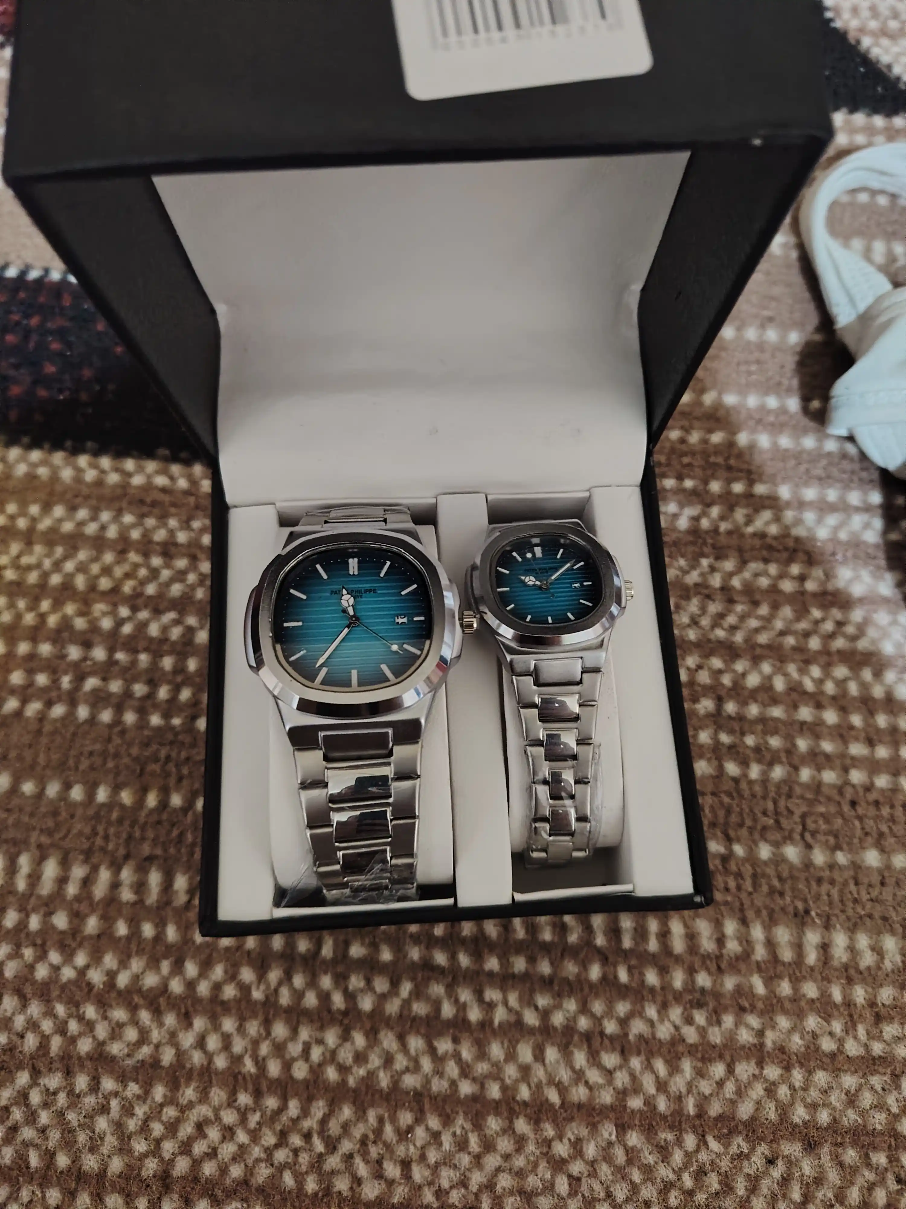 Patek Phileppe juftlik soatlari sovg'a qutisi bilan