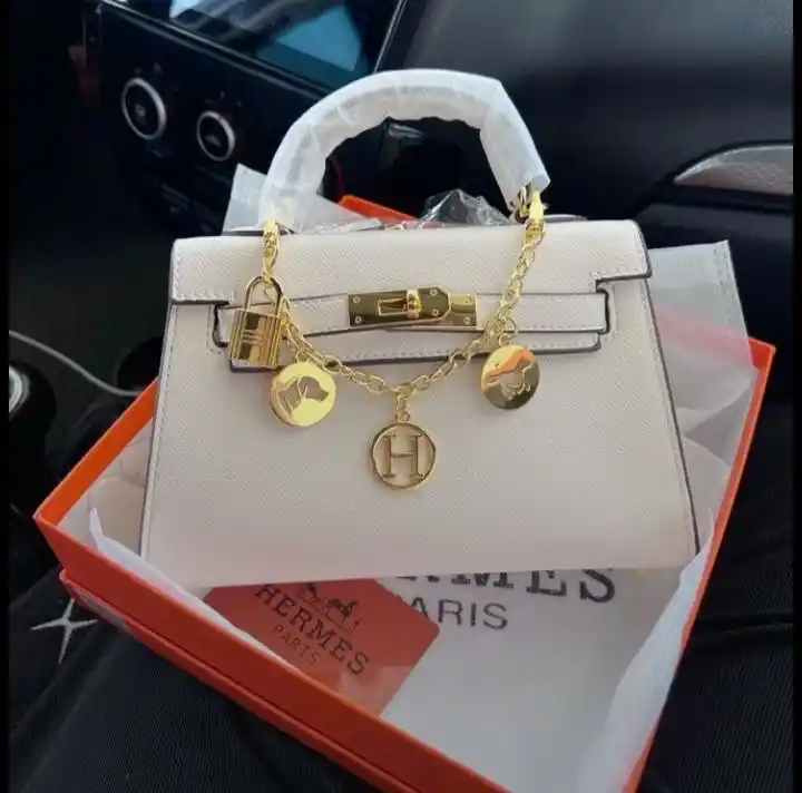 Женская сумка в стиле Hermes