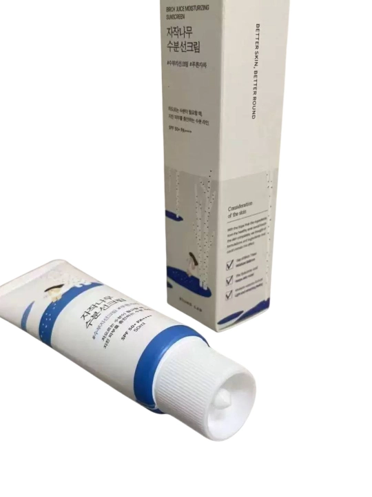Солнцезащитный крем Round Lab Birch Juice Moisturizing Sunscreen SPF50+ PA++++, 50 мл