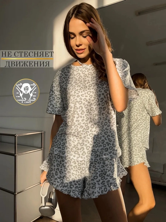 Ayollar pijamasi shortik bilan, to‘plam, ayollar uchun uy kiyimi ikki dona, futbolka va shortik