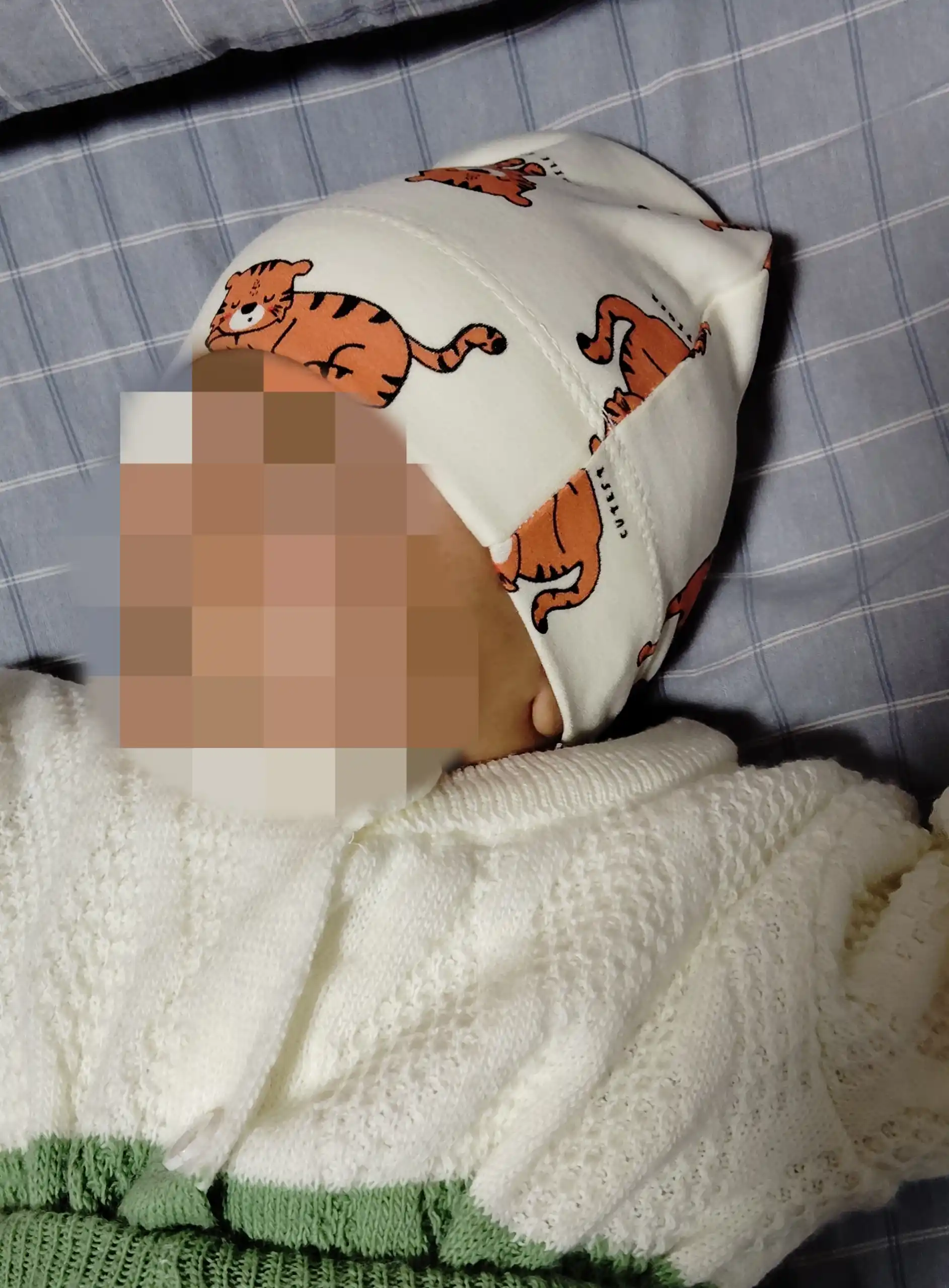 Шапочка для новорожденных