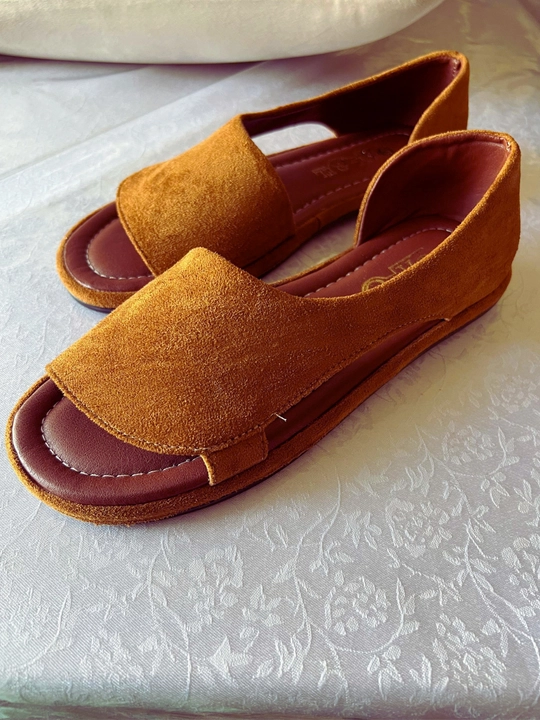 Ayollar poyabzali, ochiq uchli yozgi sandallar, 36-40-o‘lchamlar