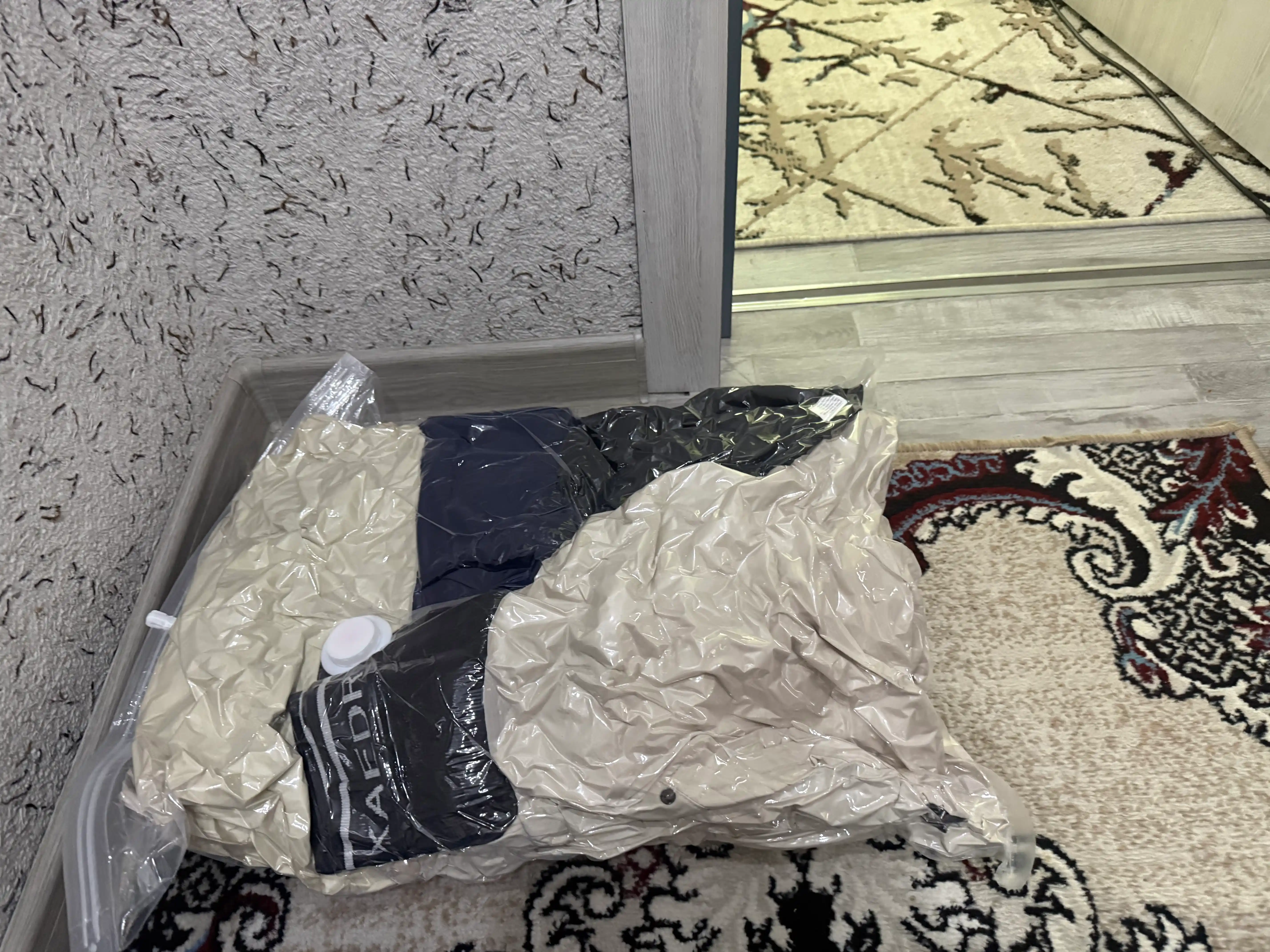 Vakuumli paket kiyim saqlash uchun, joy tejash 75%, kiyim, ko‘rpa-to‘shak, buyumlar uchun