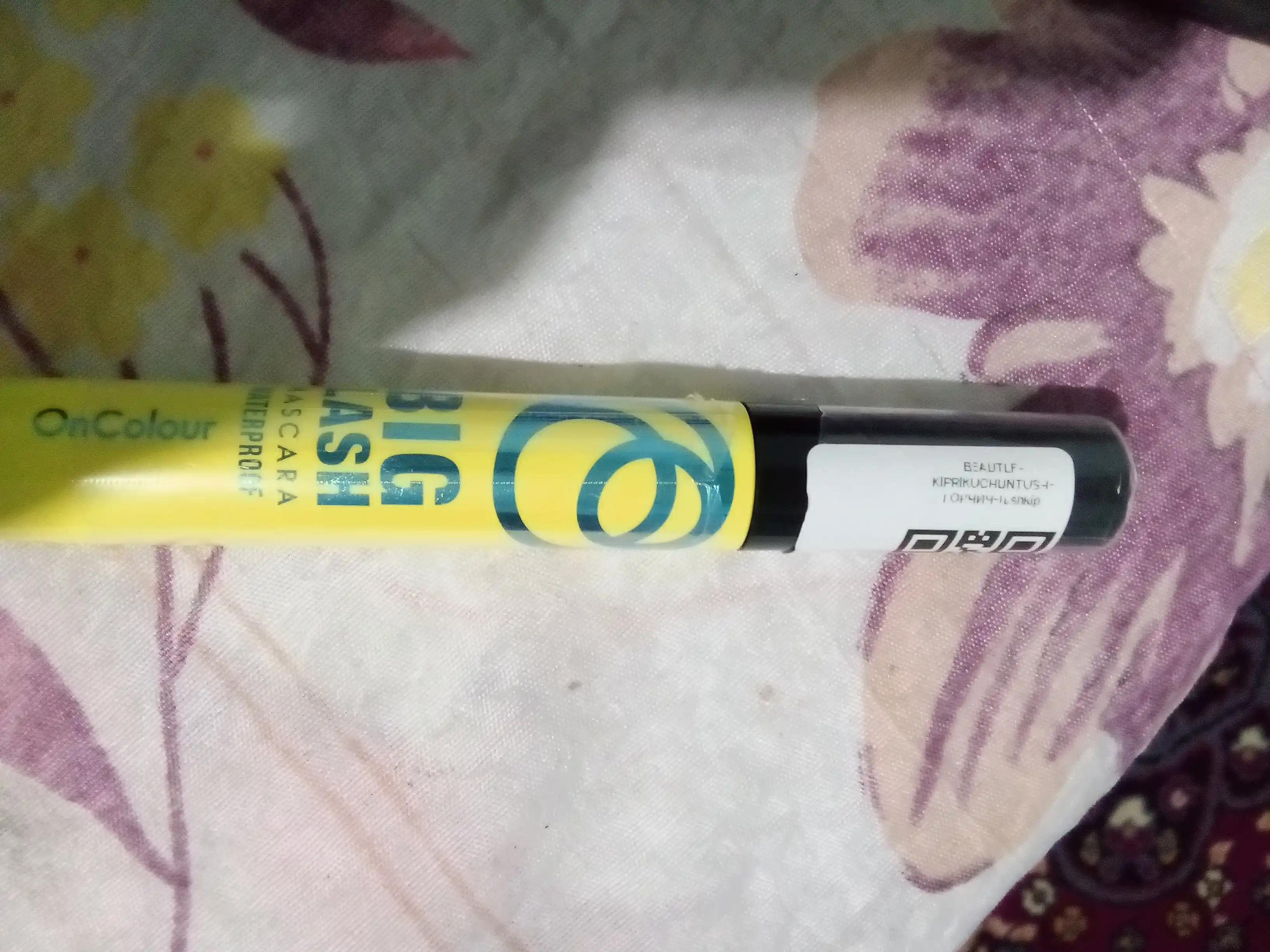 Тушь для ресниц Big Lash OnColour, объемная и удлиняющая, черная, 8 мл
