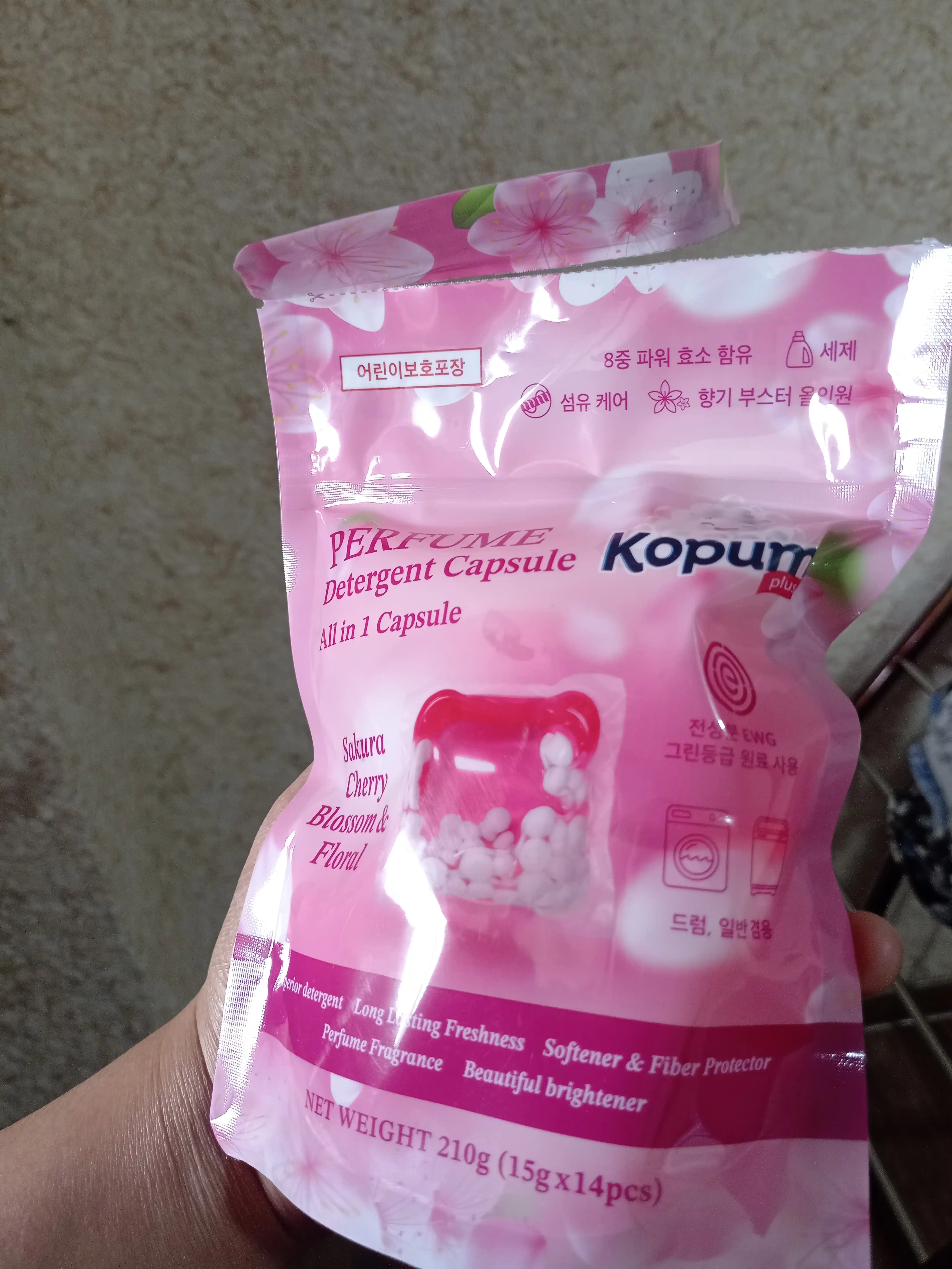Kopum Plus, kapsulalar kir yuvish uchun, xushbo'y iforli, 32/14 dona, 15 gr, Koreya