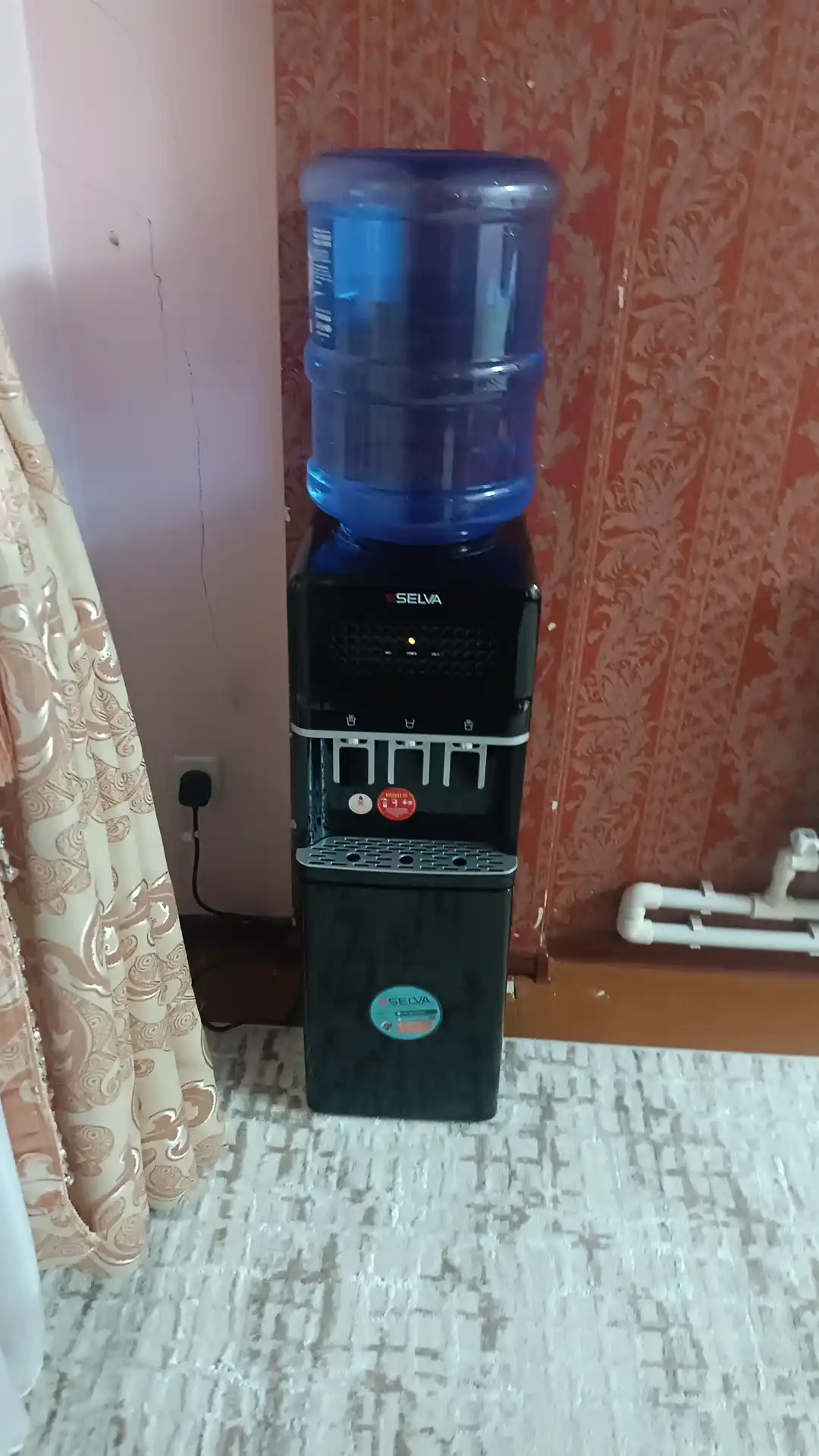 Кулер для воды. Sel M 905 Охлаждение Фреоном