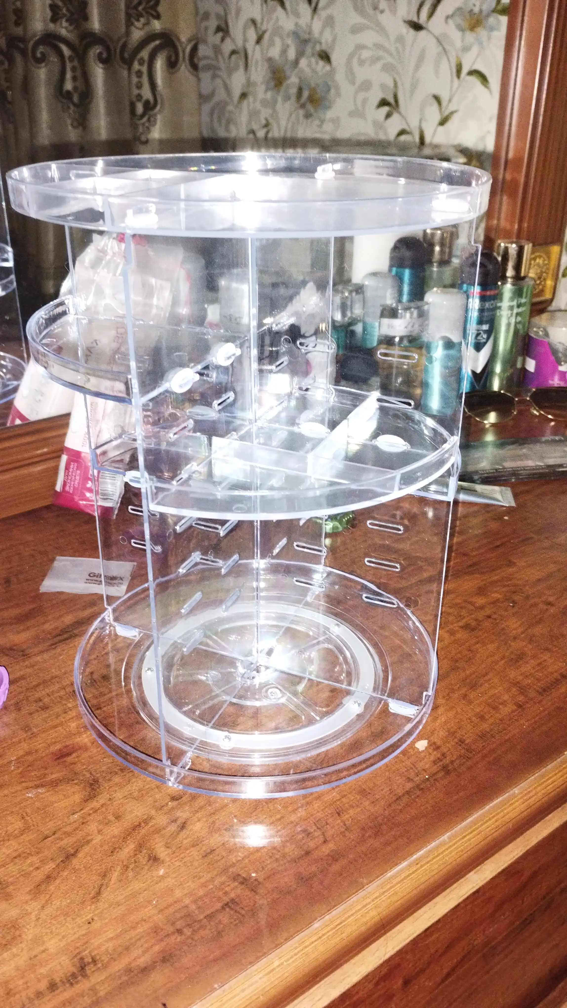 Kosmetika organizer 360° aylanuvchi, katta sig‘imli, shaffof make-up organizer