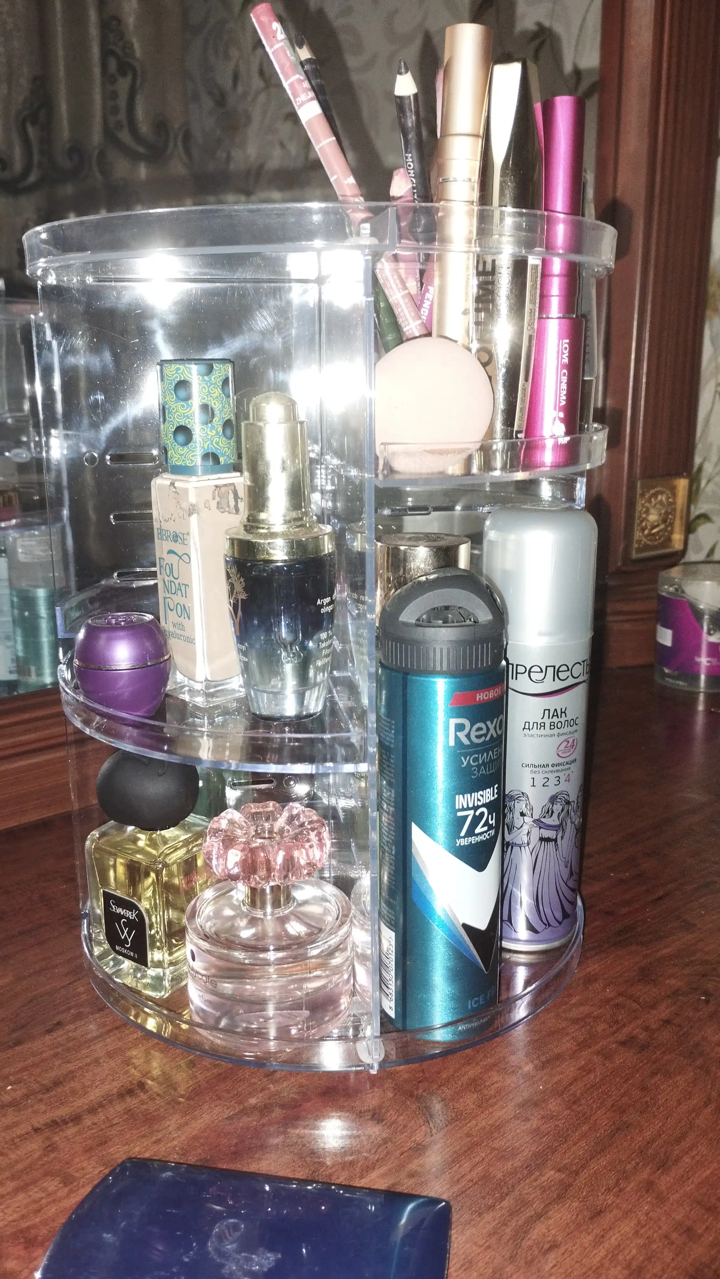 Kosmetika organizer 360° aylanuvchi, katta sig‘imli, shaffof make-up organizer