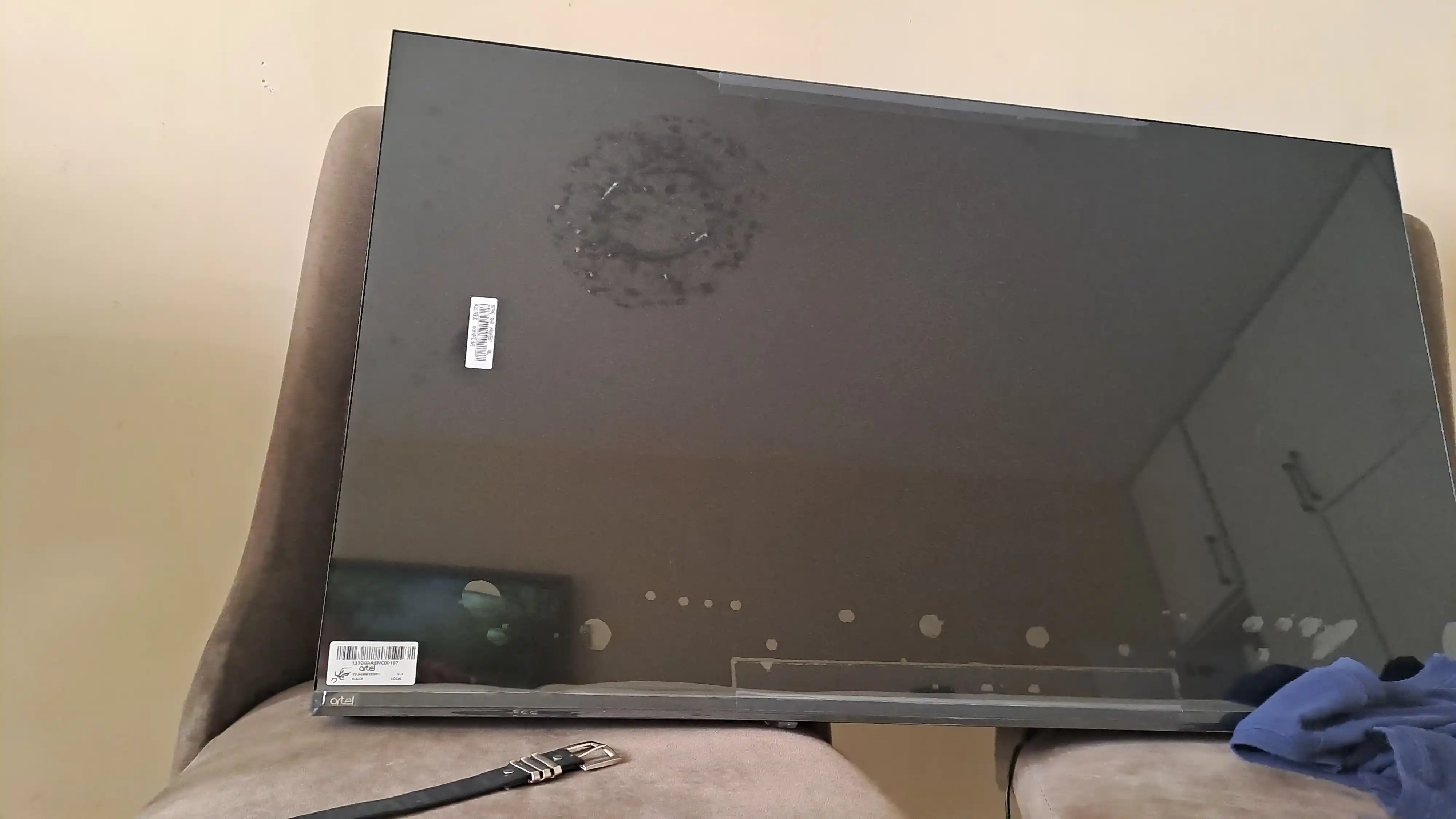 Телевизор Smart Artel A43NFCH001 43" Android tv FHD, пульт с голосовым поиском