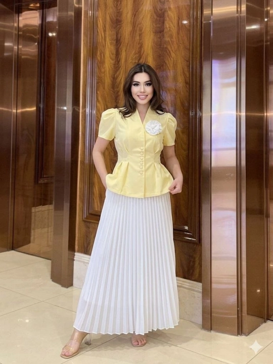 Ayollar kiyimi to‘plami, yubka va bluzka - 