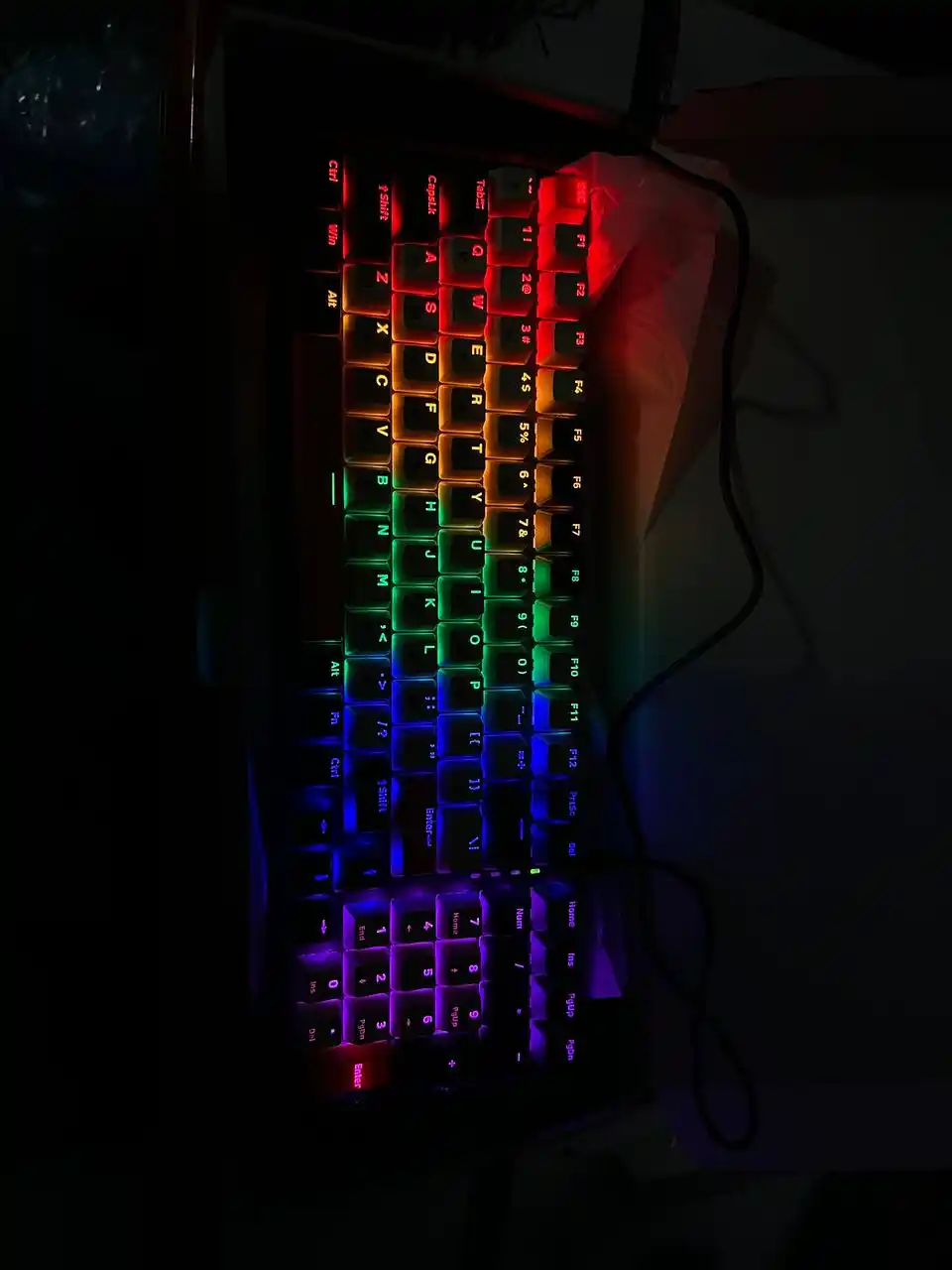 Klaviatura Freewolf K3 mexanik gaming klaviatura, Hot Swap, simli