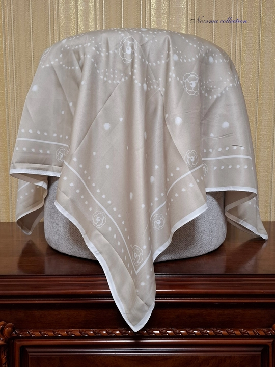 Ayollar ipak ro‘molchasi, hijob, sharf, 90 x 90 sm