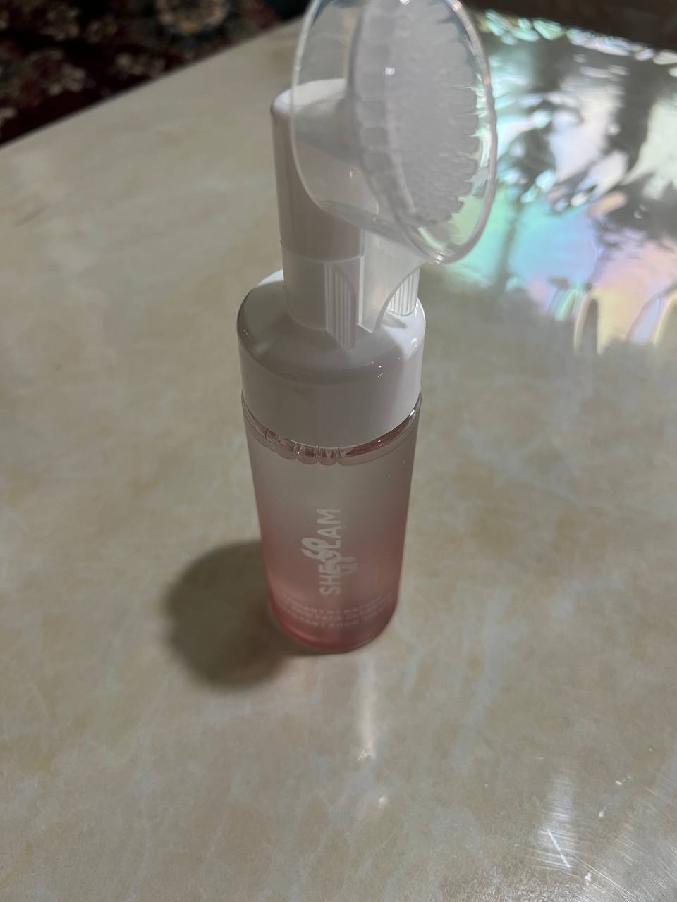Cho'tka bilan tozalovchi ko'pik, yuz uchun namlovchi va tozalovchi penka, 150 ml