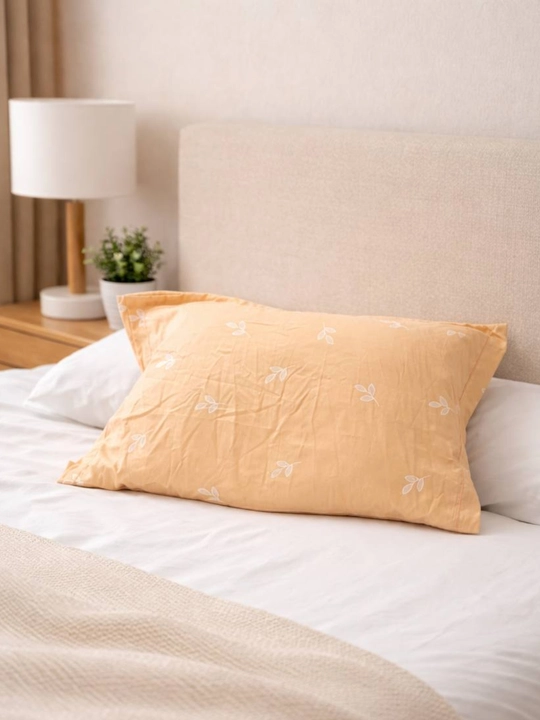 Yostiq jildlari 2 dona (juft), o‘lchami: 50 × 75 sm, 70 * 70, materiali: satin - 