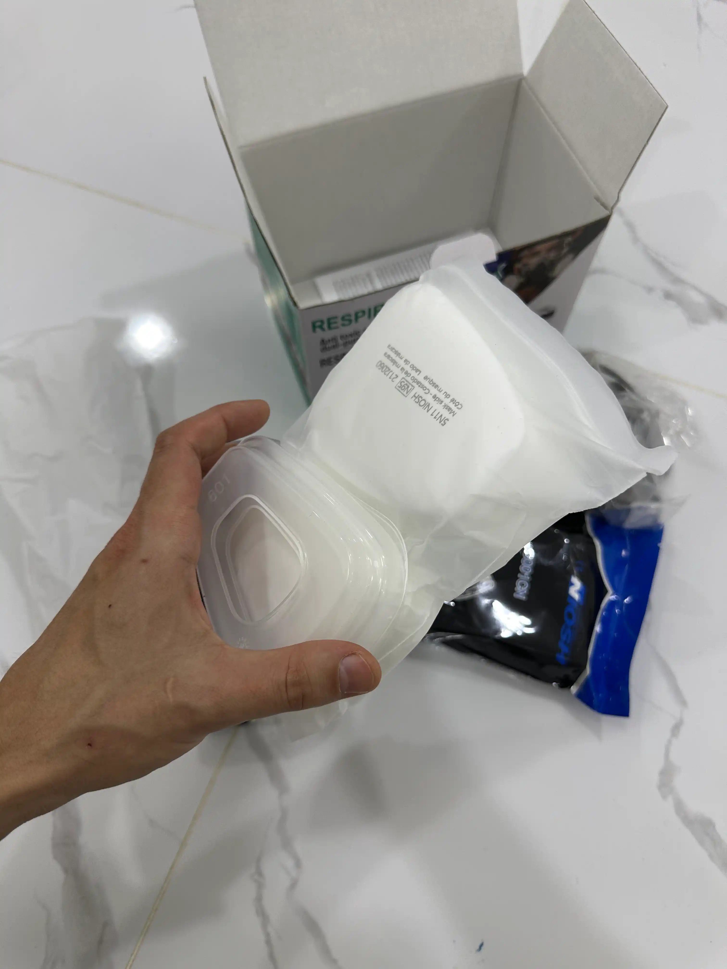 Respirator yarim niqobli, professional himoya ko'zoynagi bilan