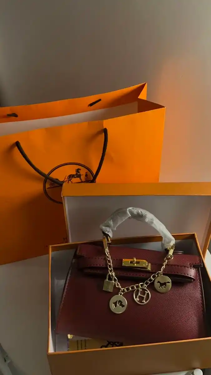 Женская сумка в стиле Hermes