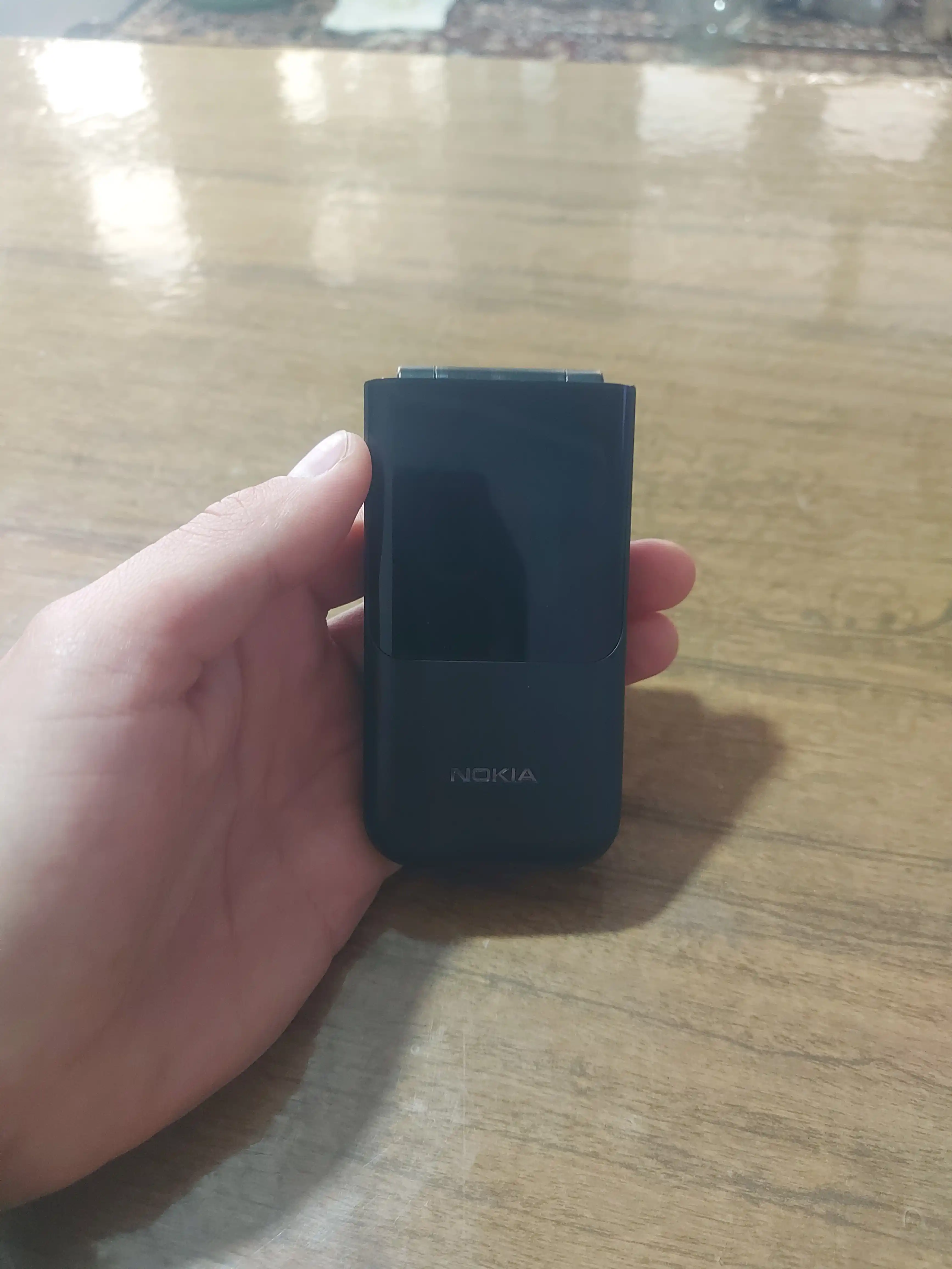 Tugmali telefon knopkali telefon 2 ta sim karta tushadi sfati zor Batareysi yaxshi