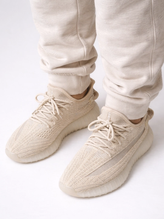 Кроссовки в стиле Yeezy для мальчиков и девочек, лёгкие и стильные