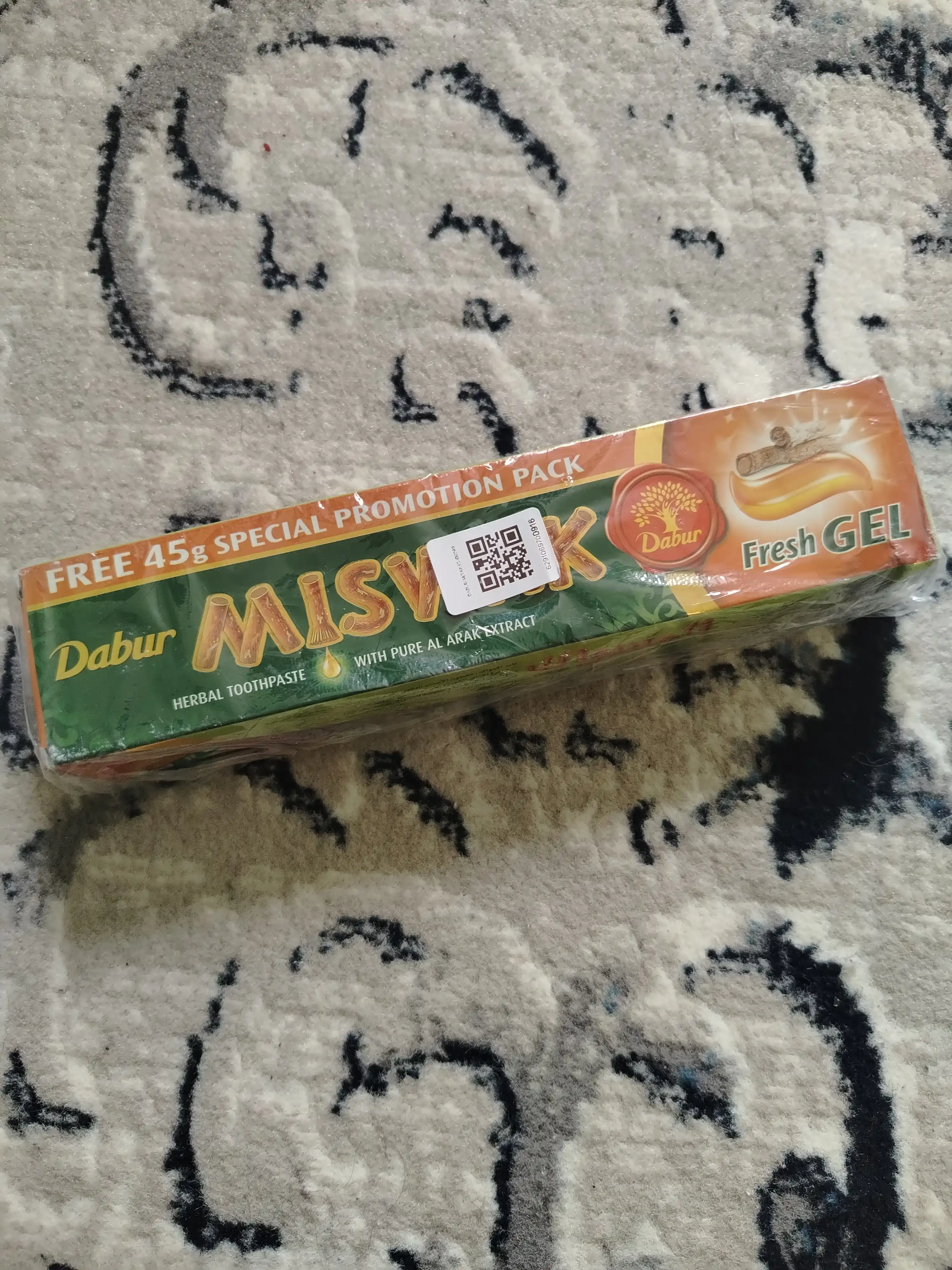 Tish pastasi gel Dabur Miswak Fresh, misvak bilan, oqartirish, ftoridsiz, halol, 60-150 gr