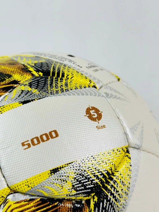 Professional Futbol to'plari, Molten, o'lchami: 5 Sovg'a, igna bilan nasos
