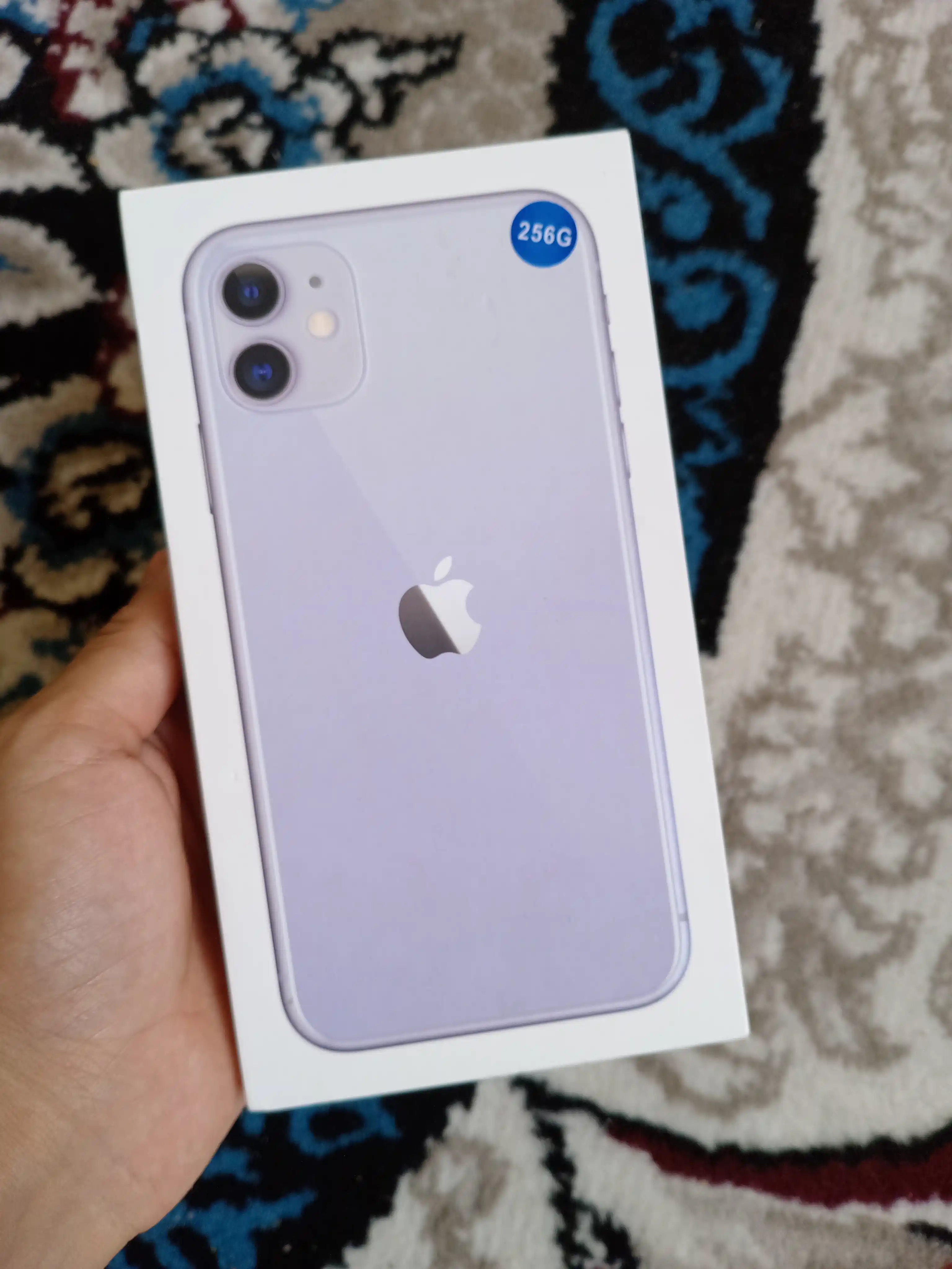 Smartfon Apple iPhone 11, 128,256 GB Sim+Esim, chexol va shisha sovg'a sifatida