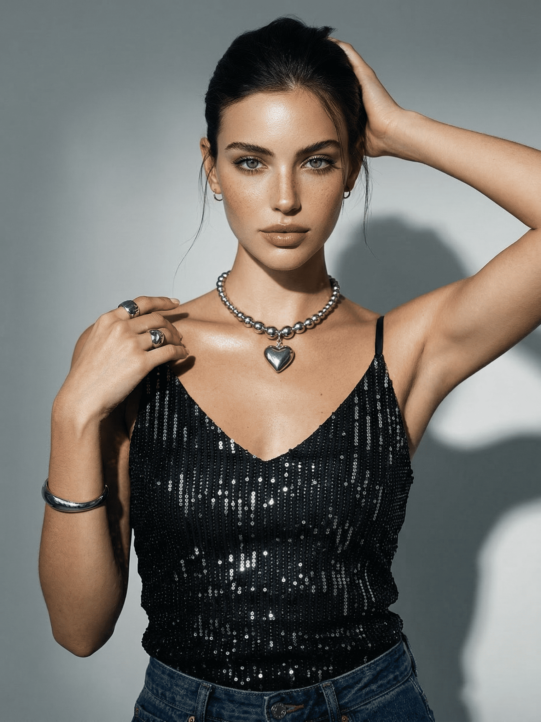 Payetkali top bluzka, krop top, ayollar yengsiz koftasi - 