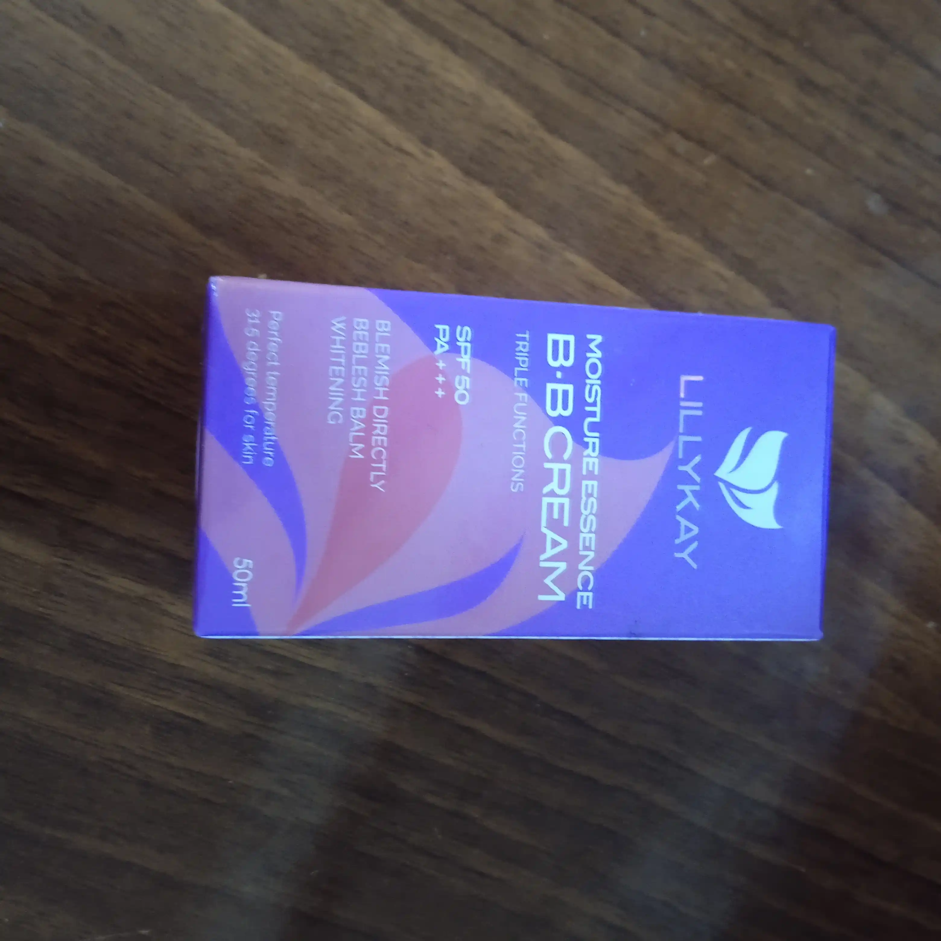 Тональный крем LillyKay Moisture essence BB cream, 50 г
