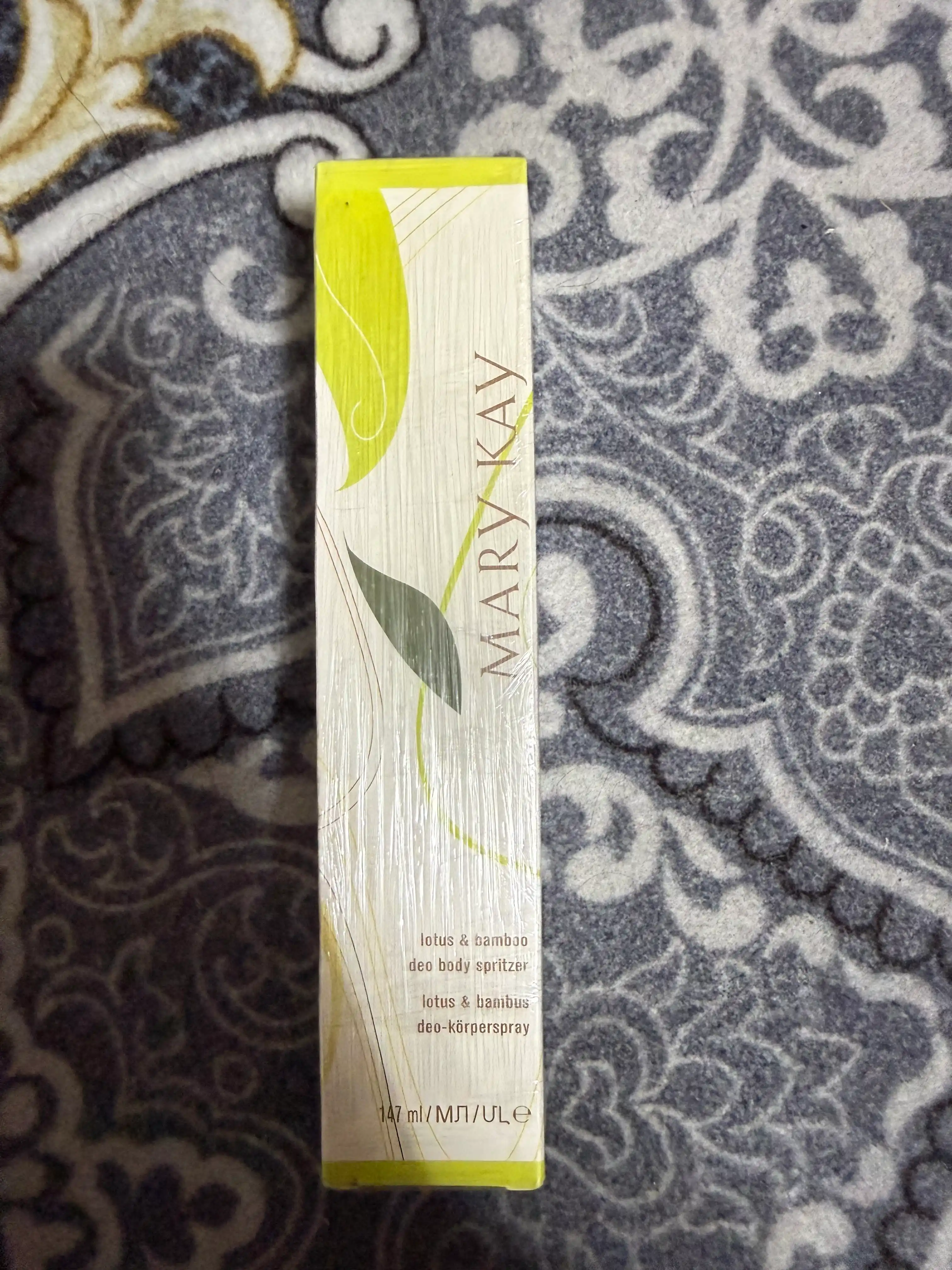 Mary kay tana spreyi lotos va bambuk, 147 ml