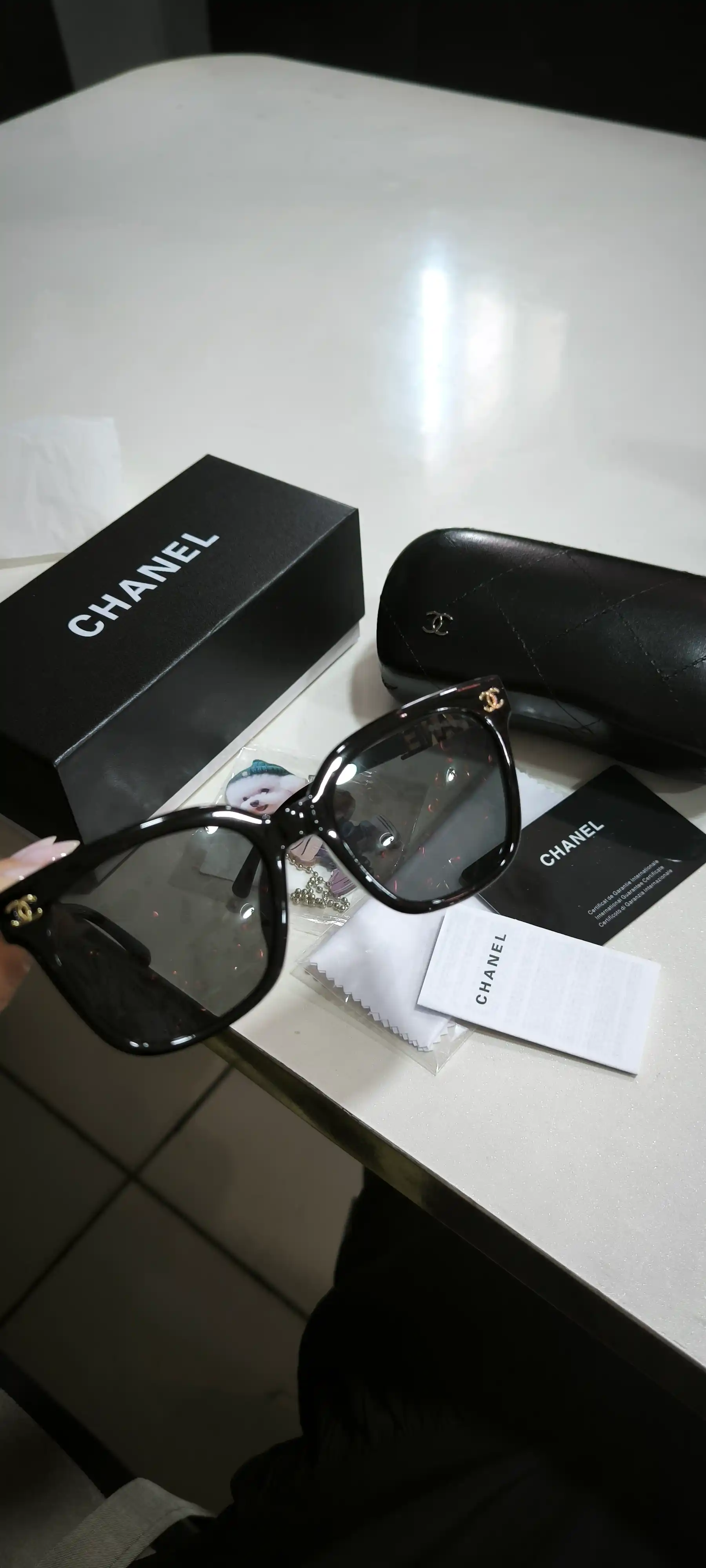 Женские солнцезащитные очки Chanel