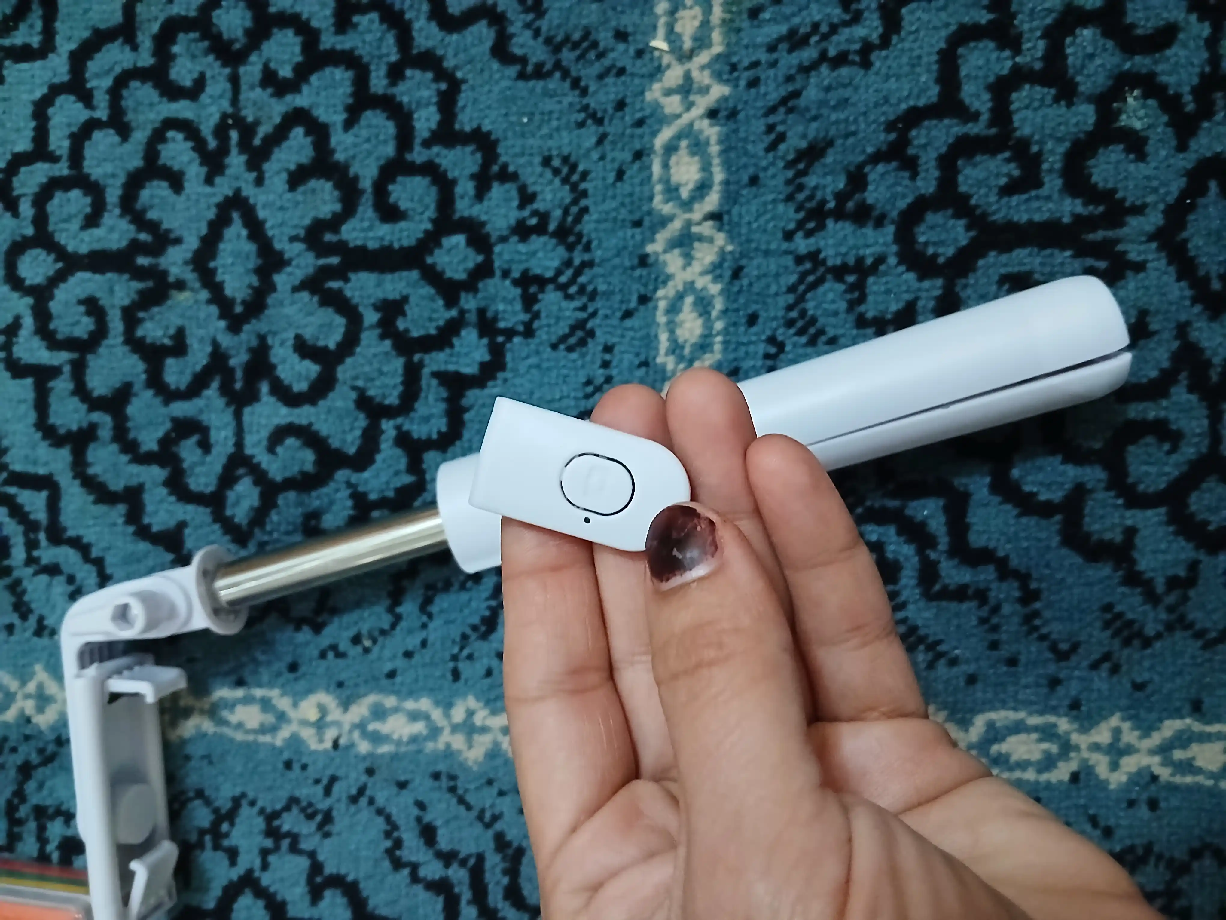 Monopod, selfi tayoqchasi, shtativ, masofadan boshqarish pulti bilan